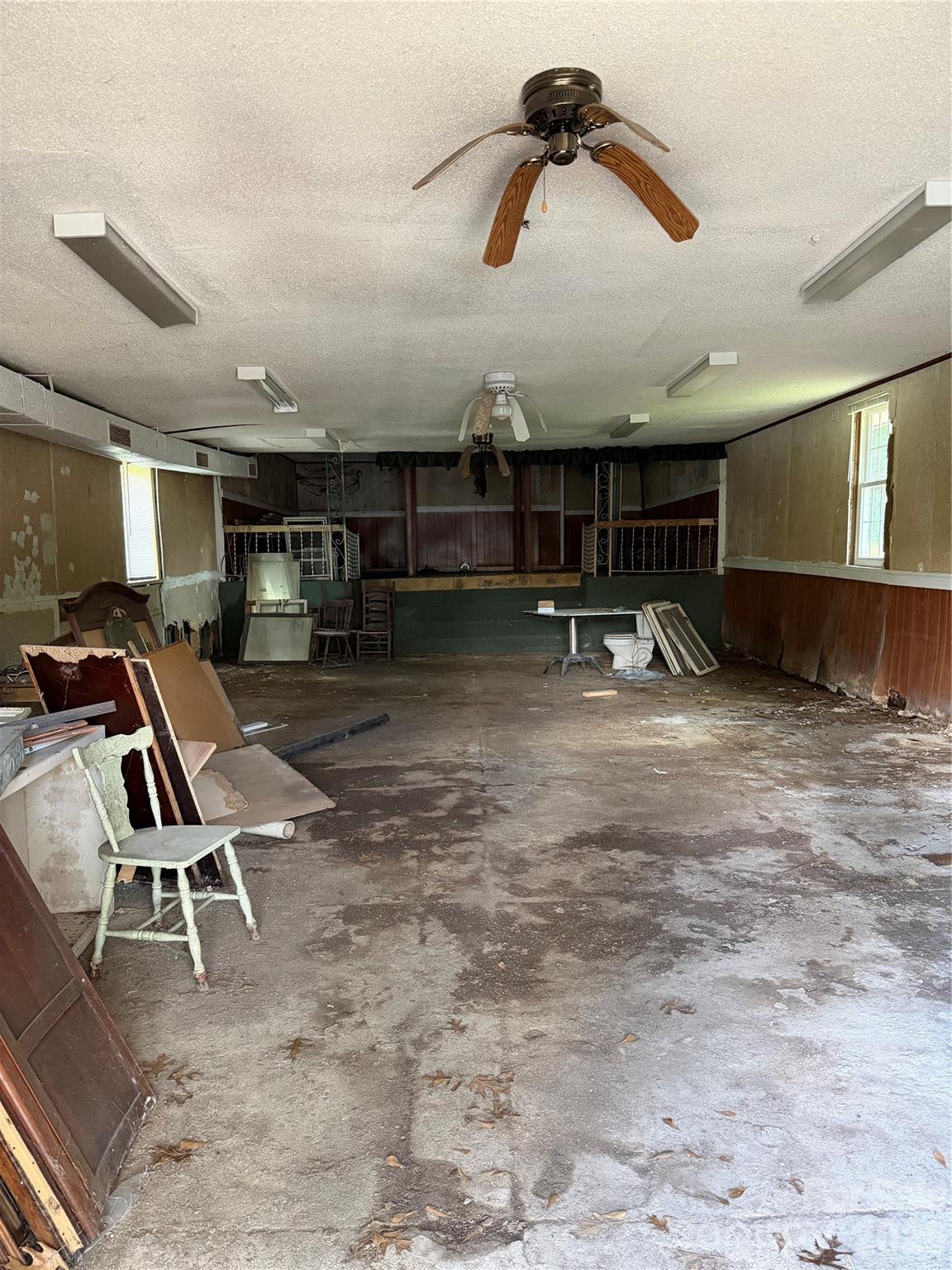 569 Pinckney Road Property Photo 8