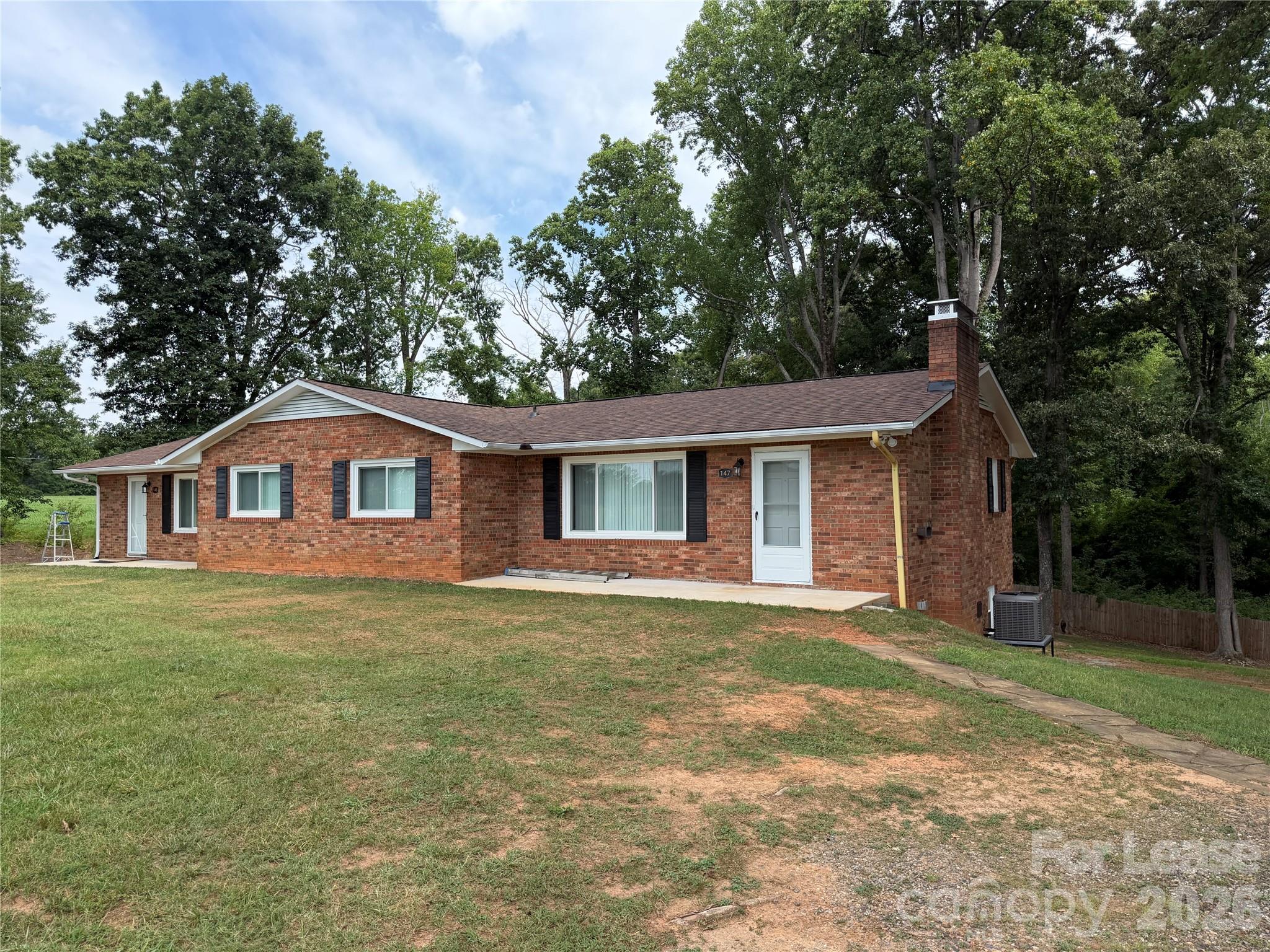 147 Crooked Lane Property Photo 1