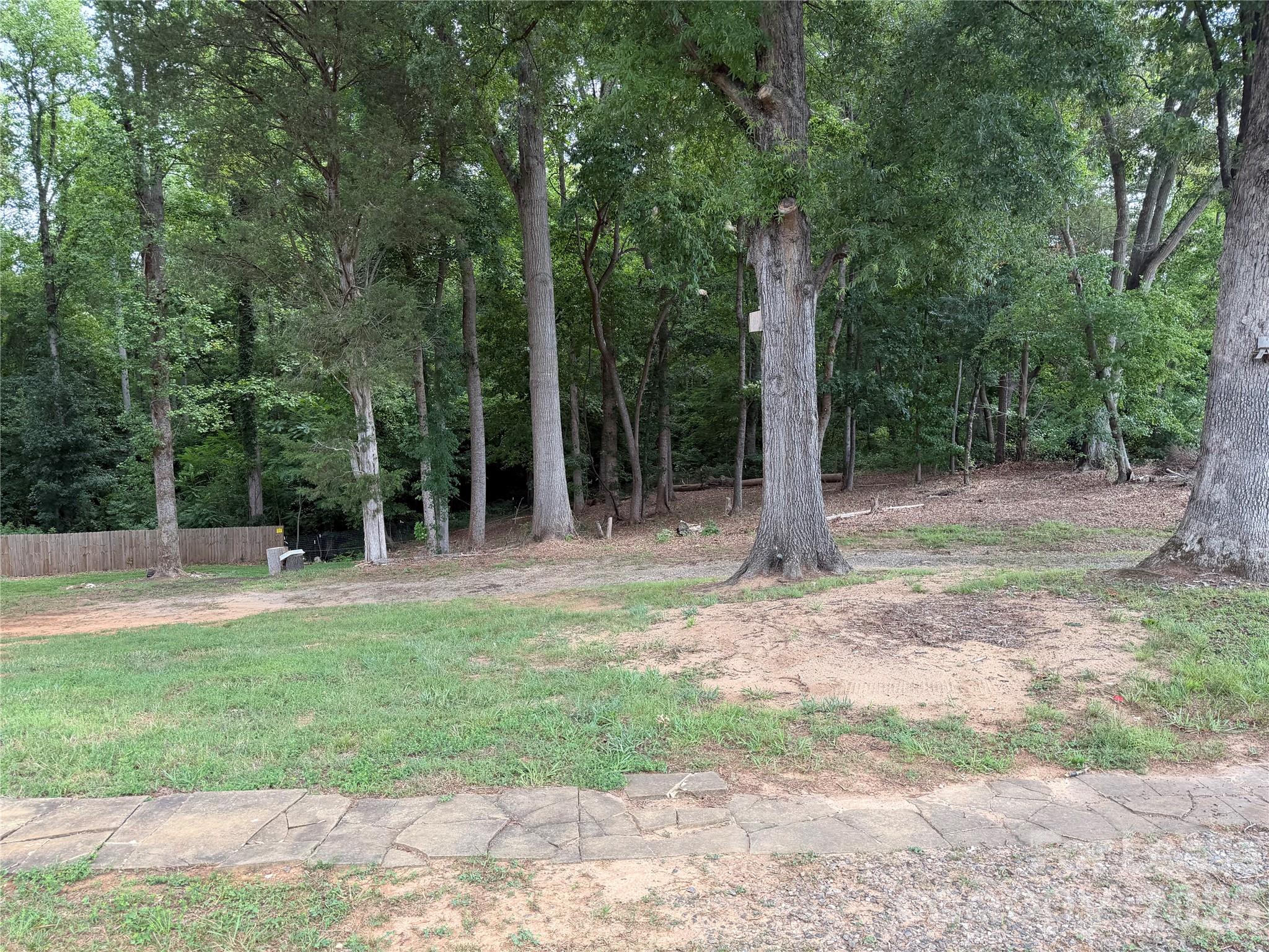 147 Crooked Lane Property Photo 4