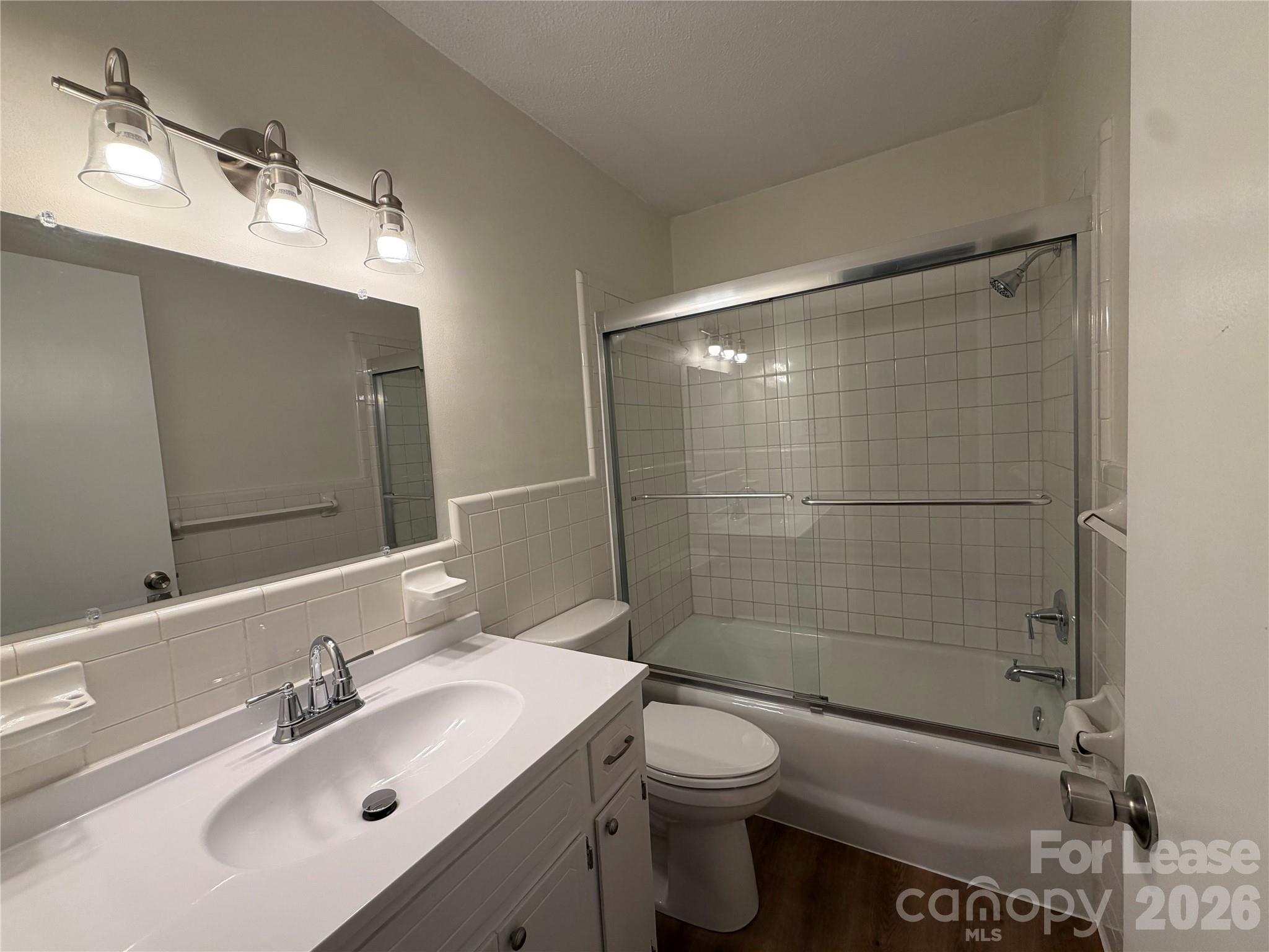 147 Crooked Lane Property Photo 13
