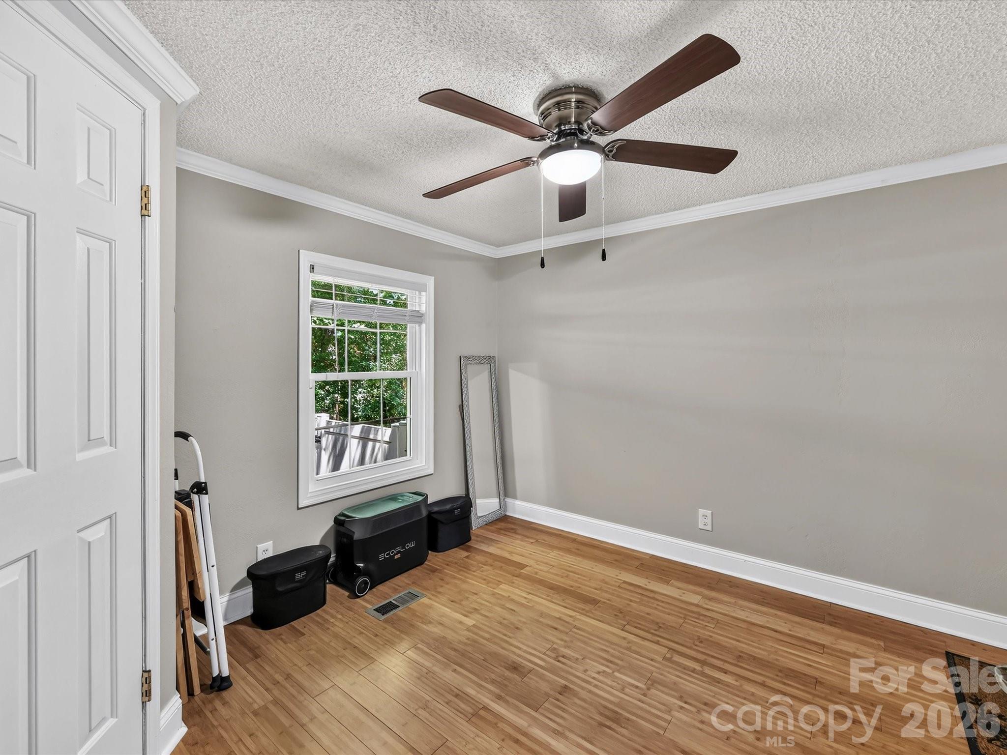 4486 Graybirch Drive Property Photo 18