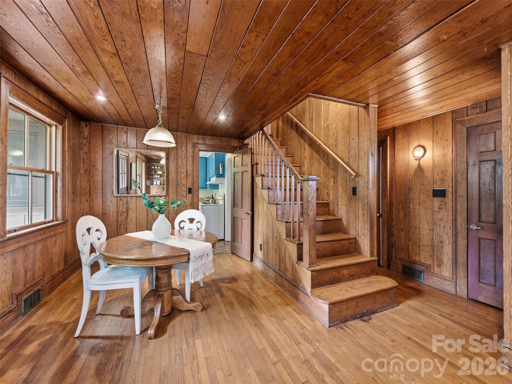 279 Longview Drive Property Photo 14