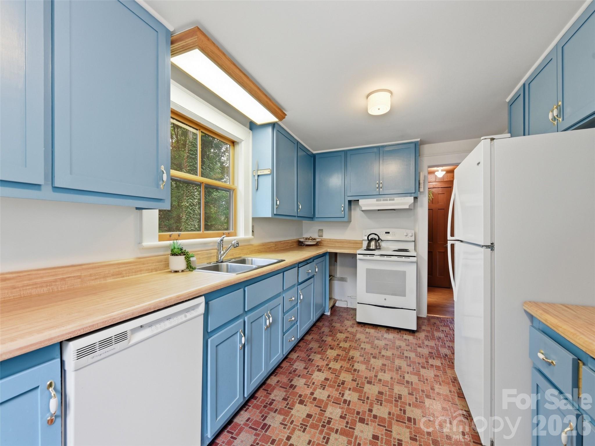 279 Longview Drive Property Photo 17