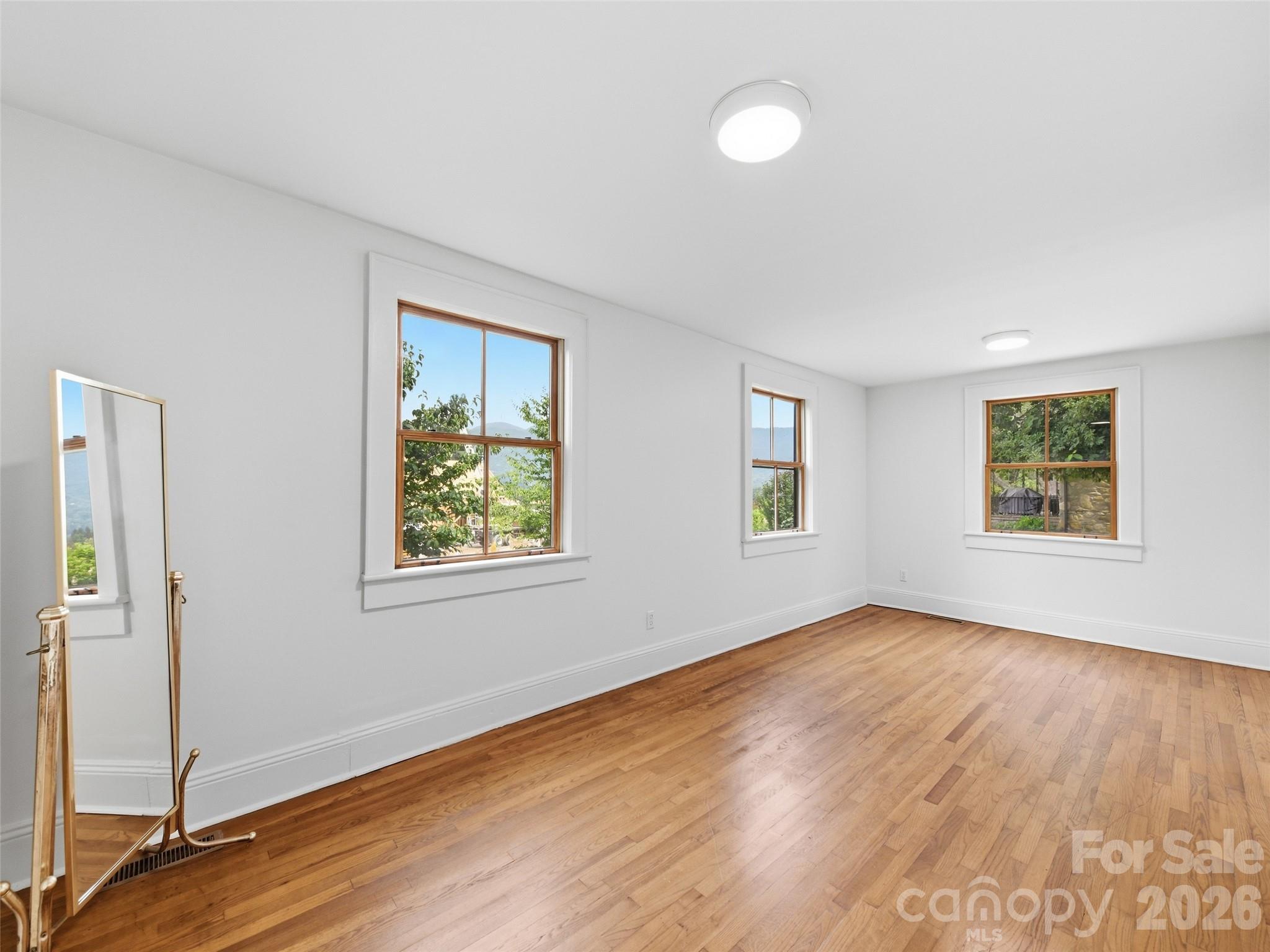 279 Longview Drive Property Photo 18