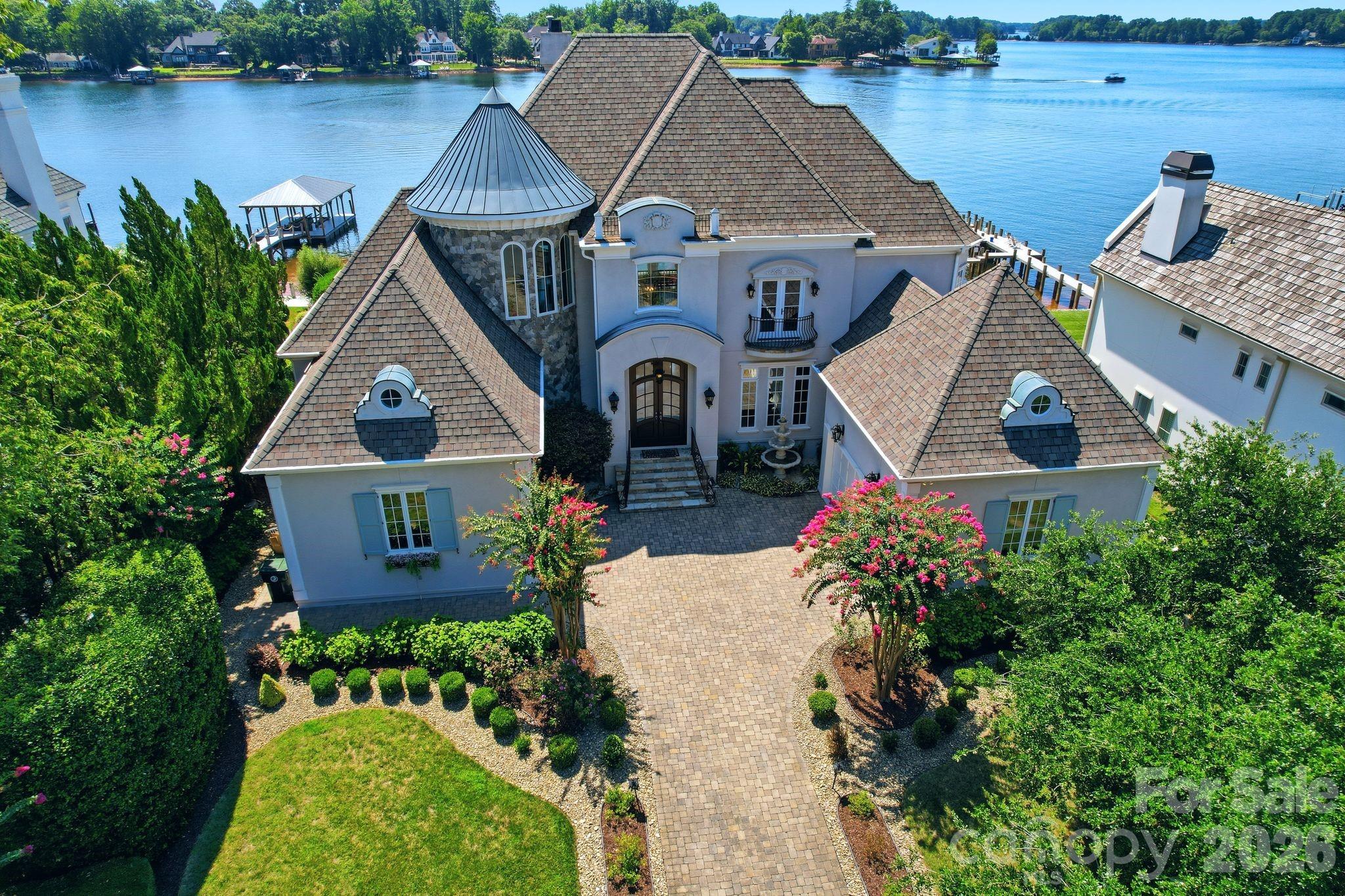 18332 Harbor Light Boulevard Property Photo 1