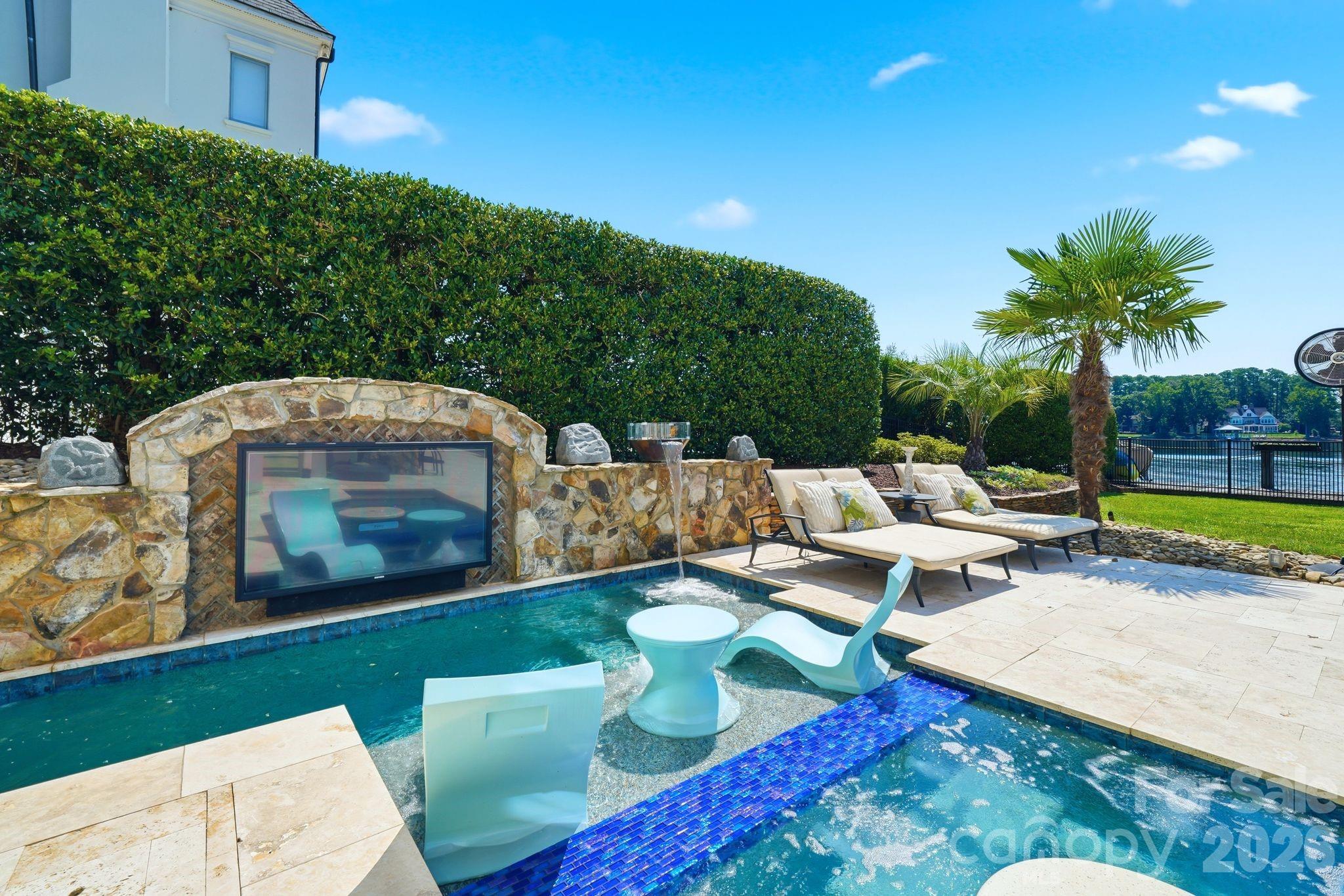 18332 Harbor Light Boulevard Property Photo 6