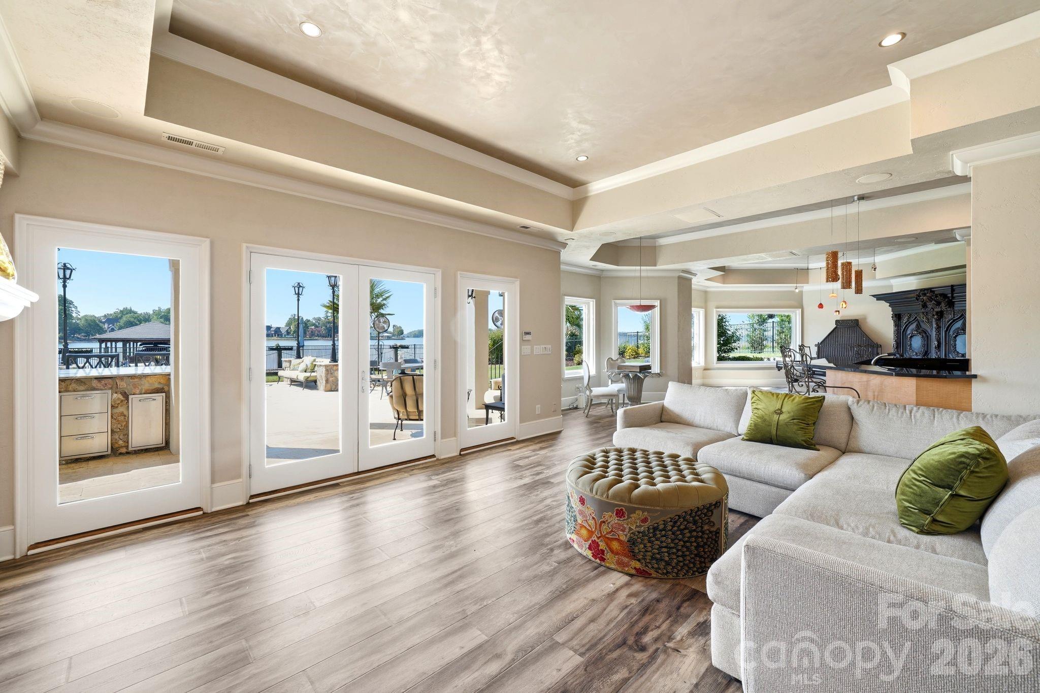 18332 Harbor Light Boulevard Property Photo 35