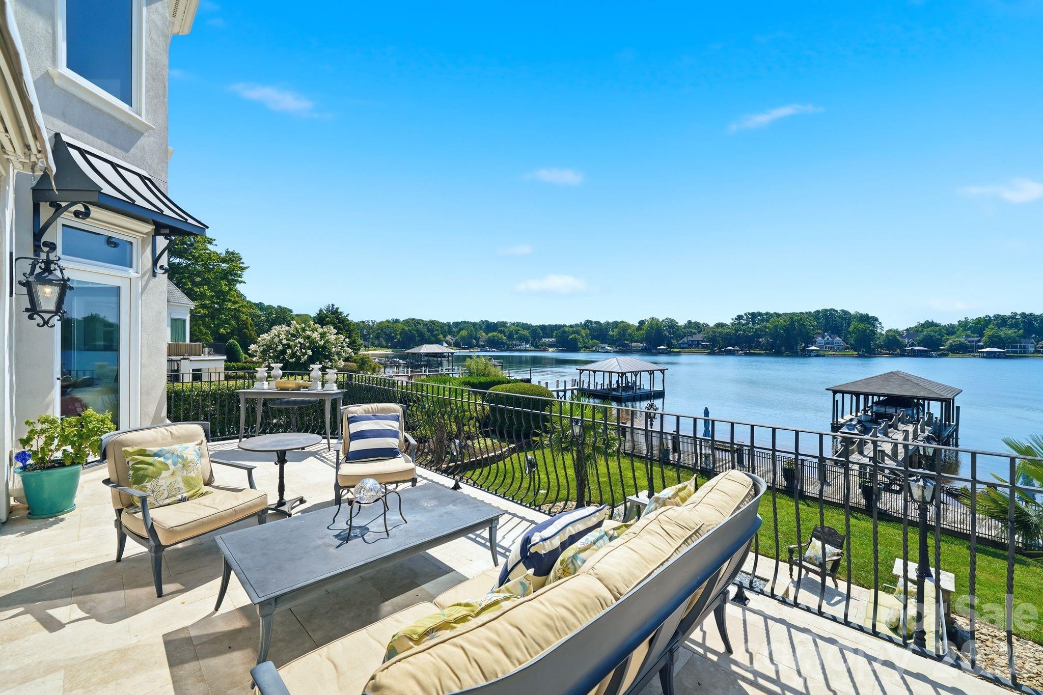 18332 Harbor Light Boulevard Property Photo 39