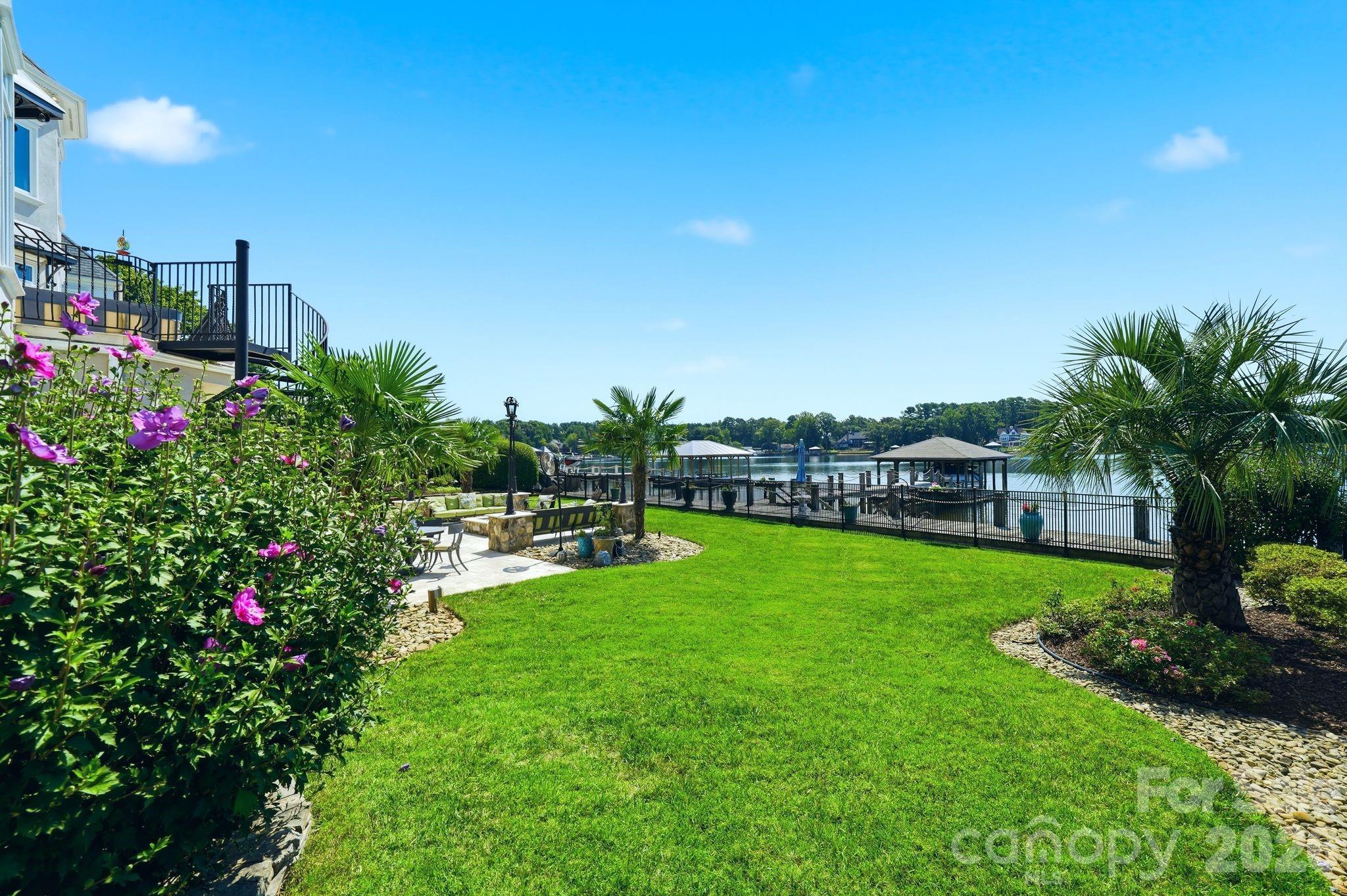 18332 Harbor Light Boulevard Property Photo 40