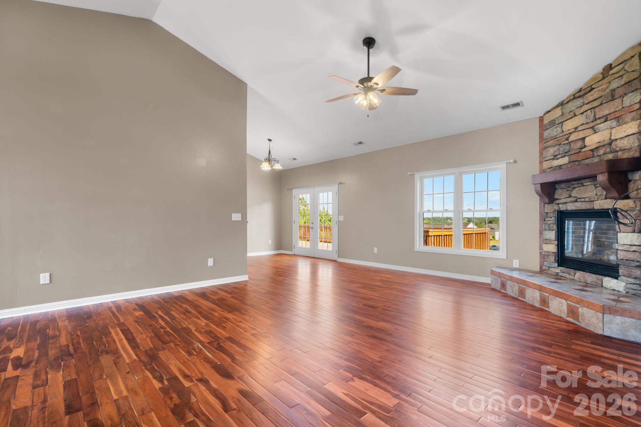 5395 Stonegate Farm Drive Property Photo 1