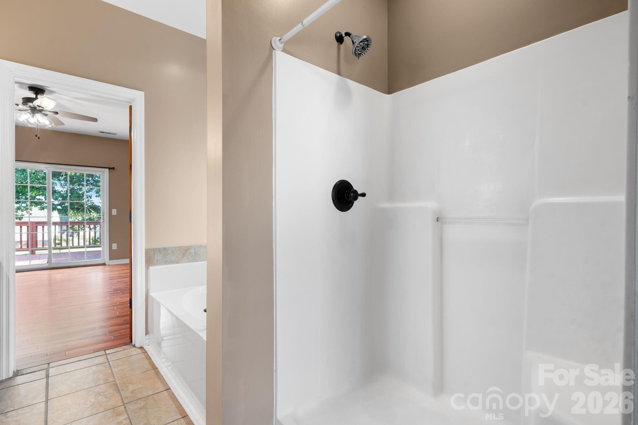 5395 Stonegate Farm Drive Property Photo 17
