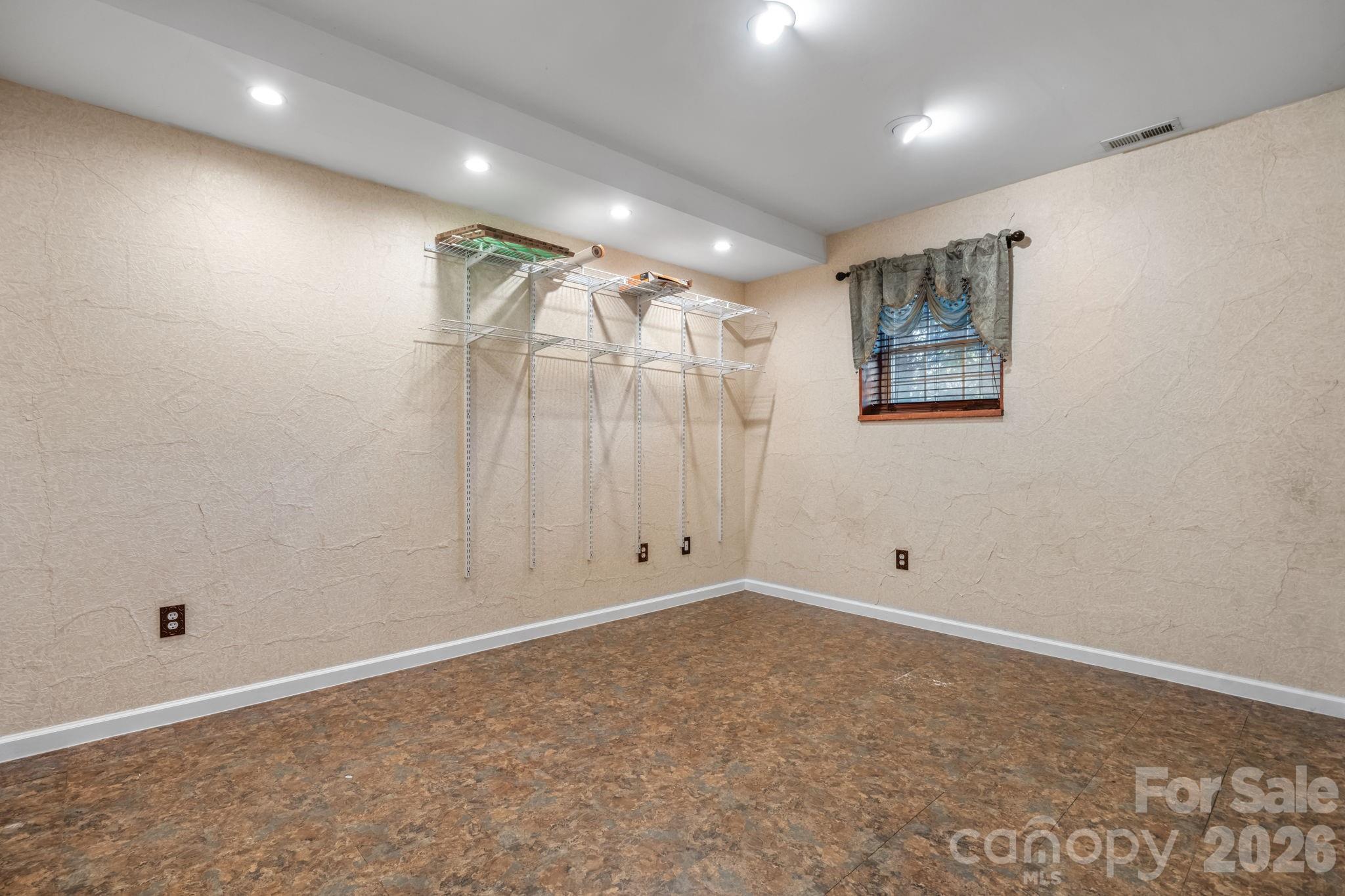 5395 Stonegate Farm Drive Property Photo 26