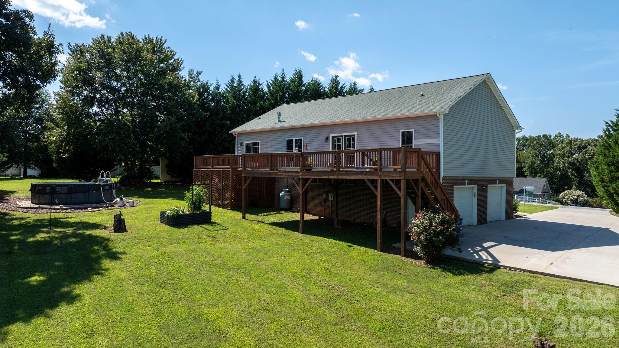 5395 Stonegate Farm Drive Property Photo 30