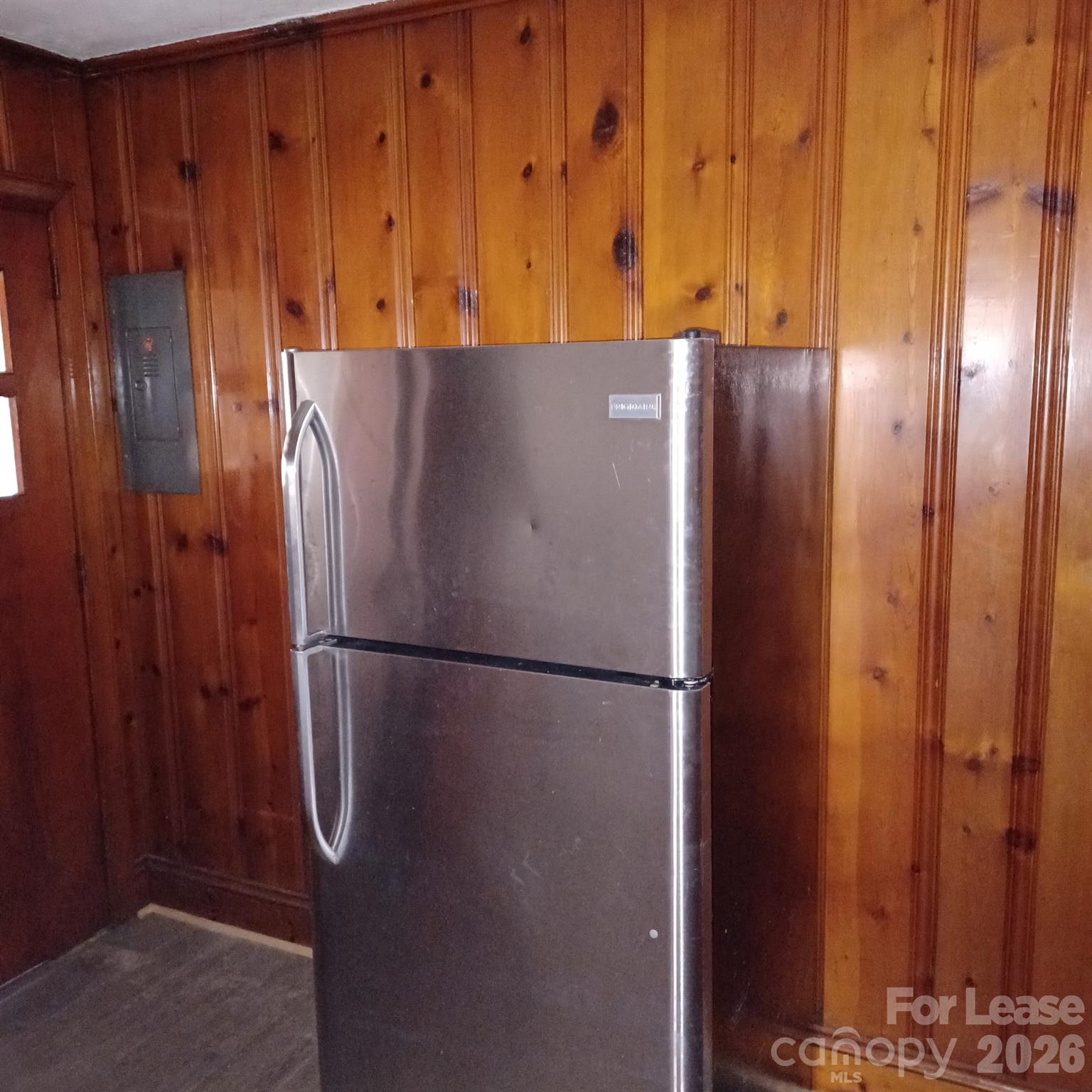 2504 Park Lane Property Photo 5