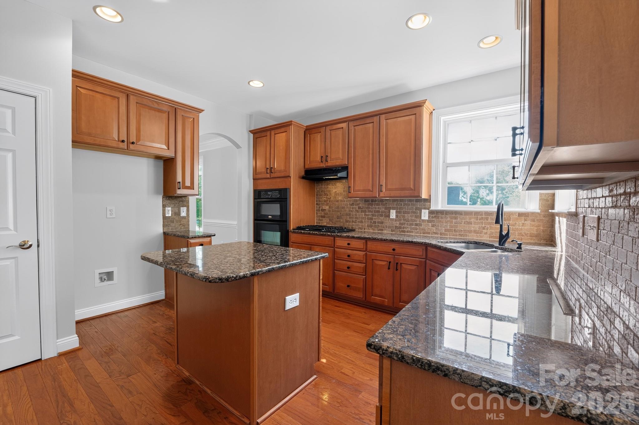 3105 Linkside Court Property Photo 9