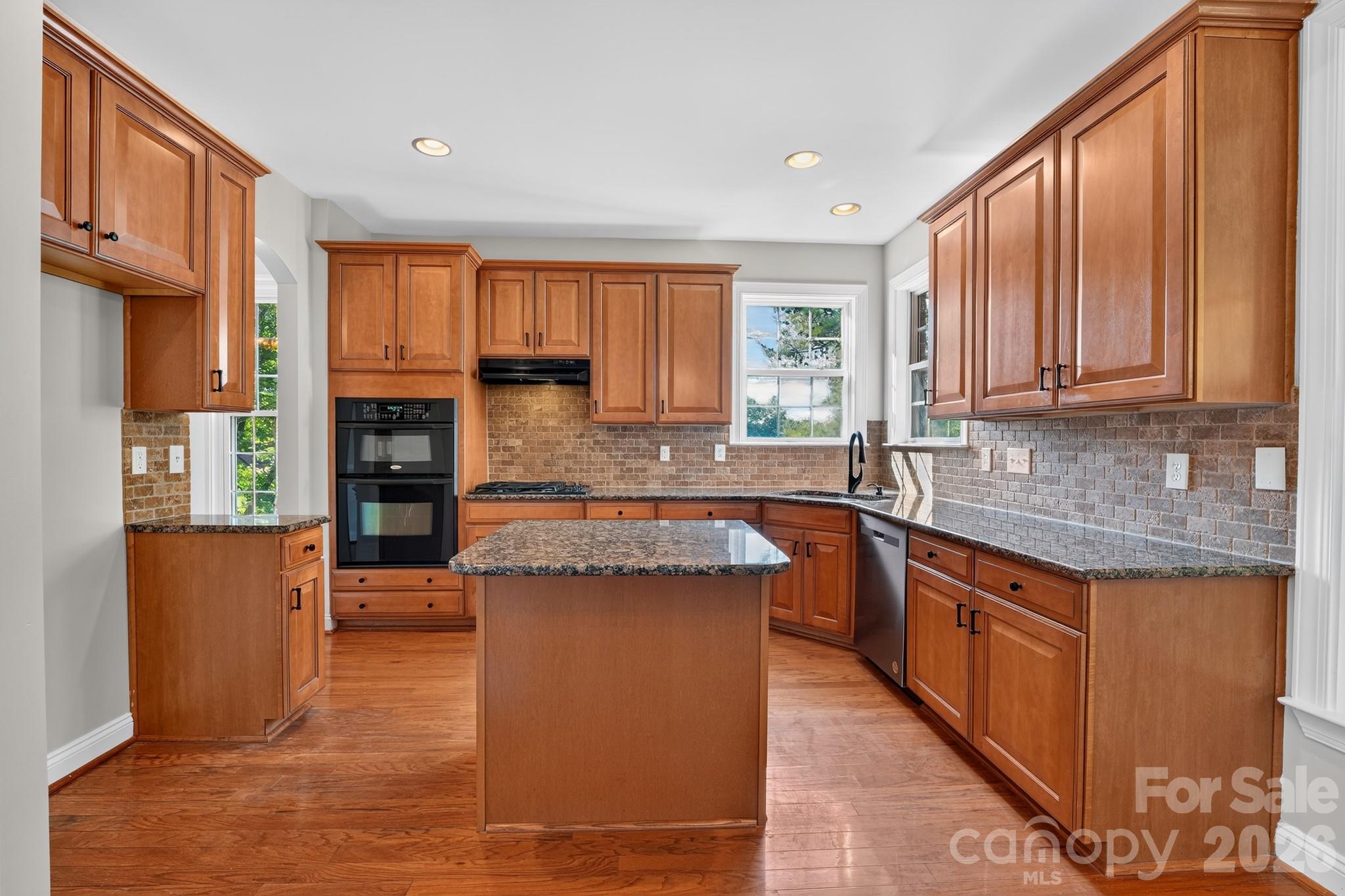 3105 Linkside Court Property Photo 12
