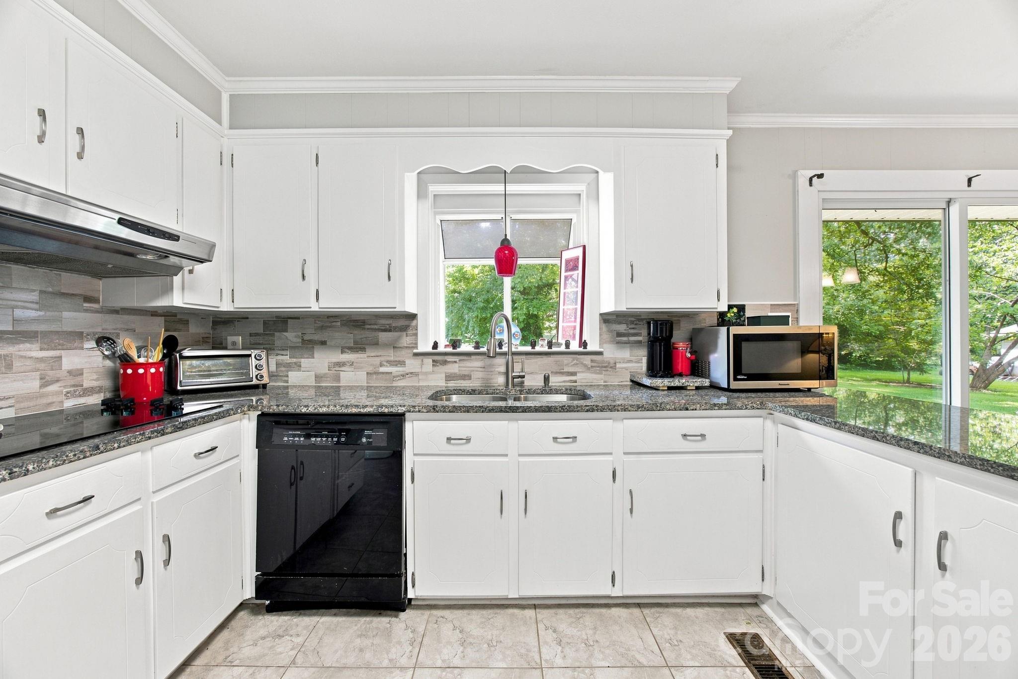 13128 Blacksmith Court Property Photo 8