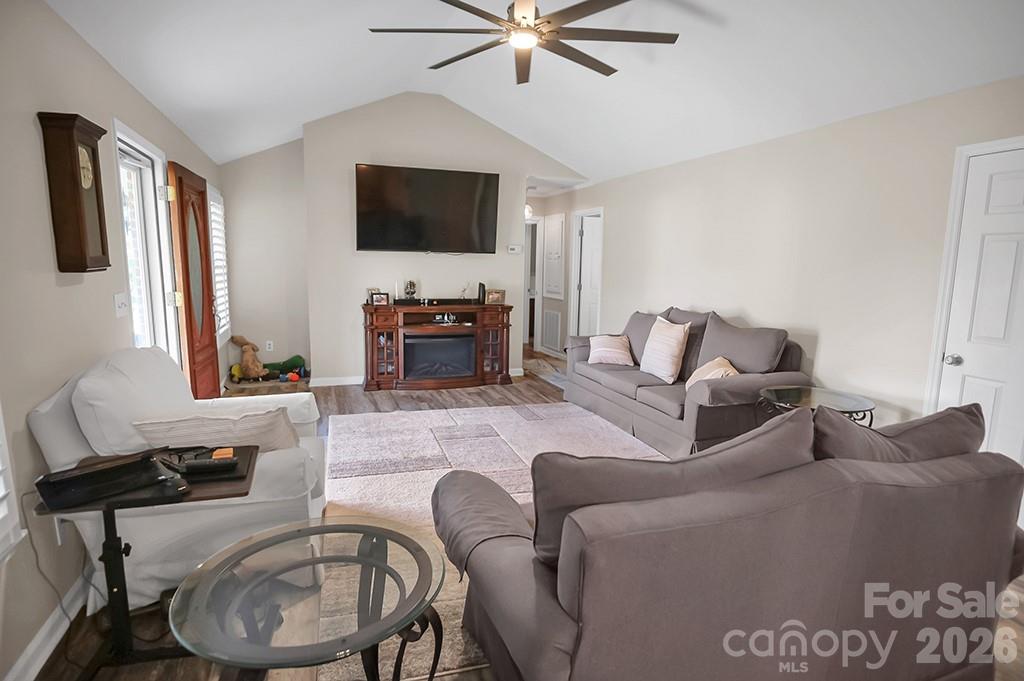 1950 Brownstone Court Property Photo 11