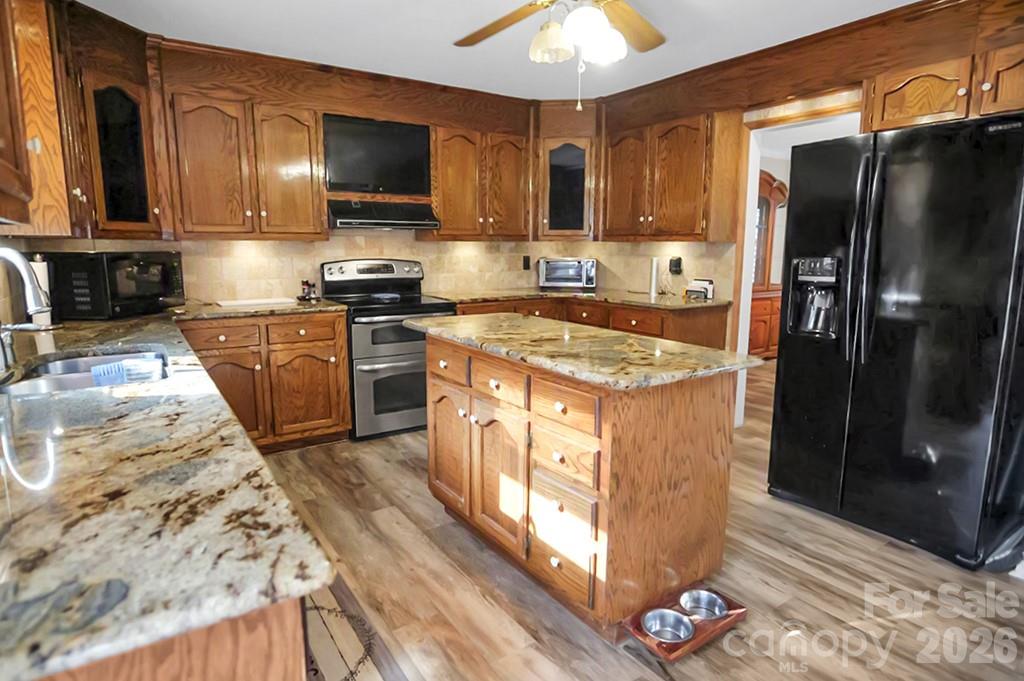 1950 Brownstone Court Property Photo 15