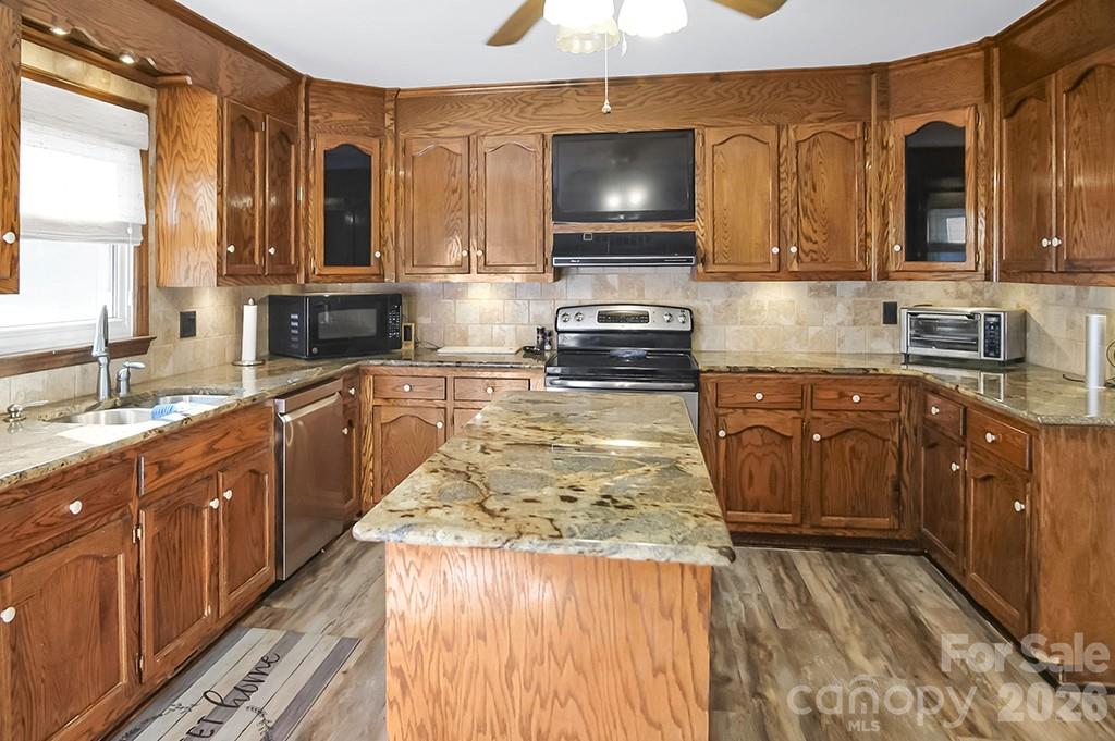1950 Brownstone Court Property Photo 16