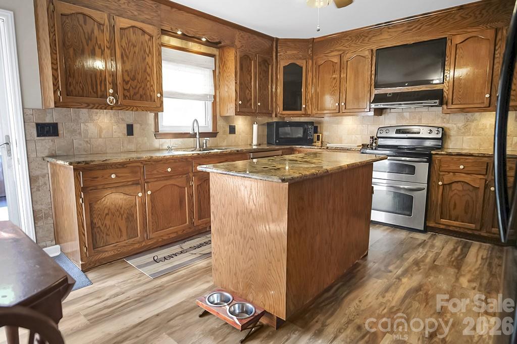 1950 Brownstone Court Property Photo 17