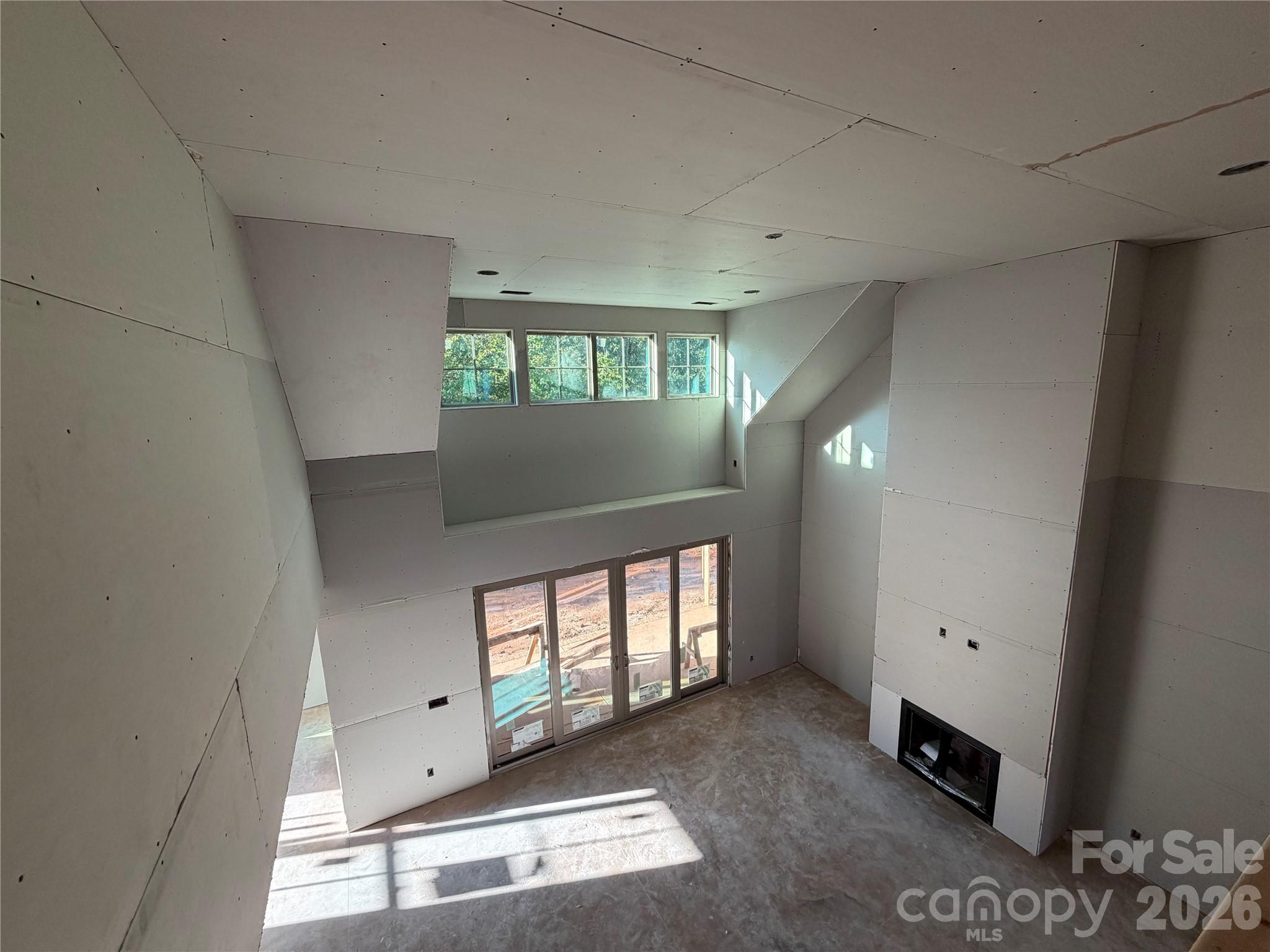 320 Downing Drive Property Photo 7