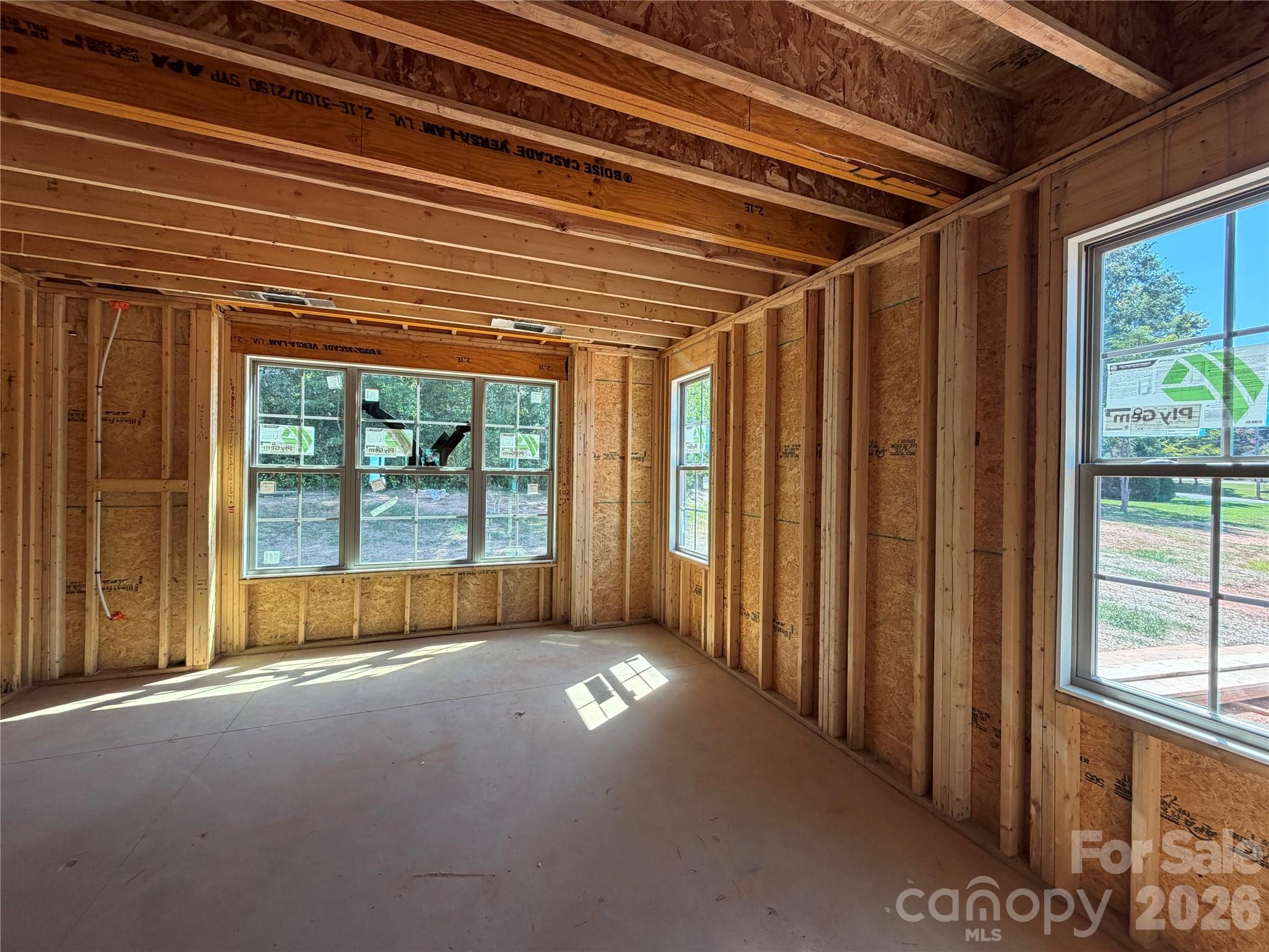 320 Downing Drive Property Photo 8