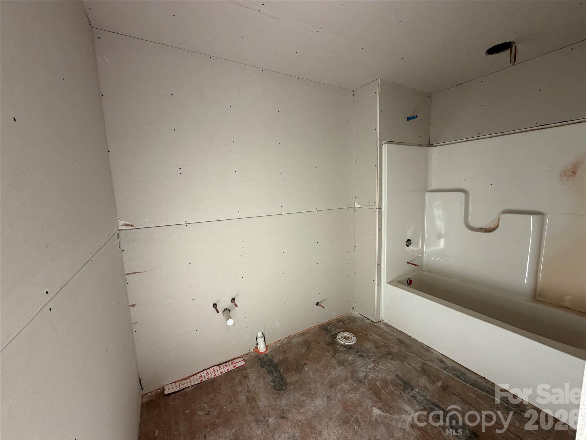 320 Downing Drive Property Photo 15