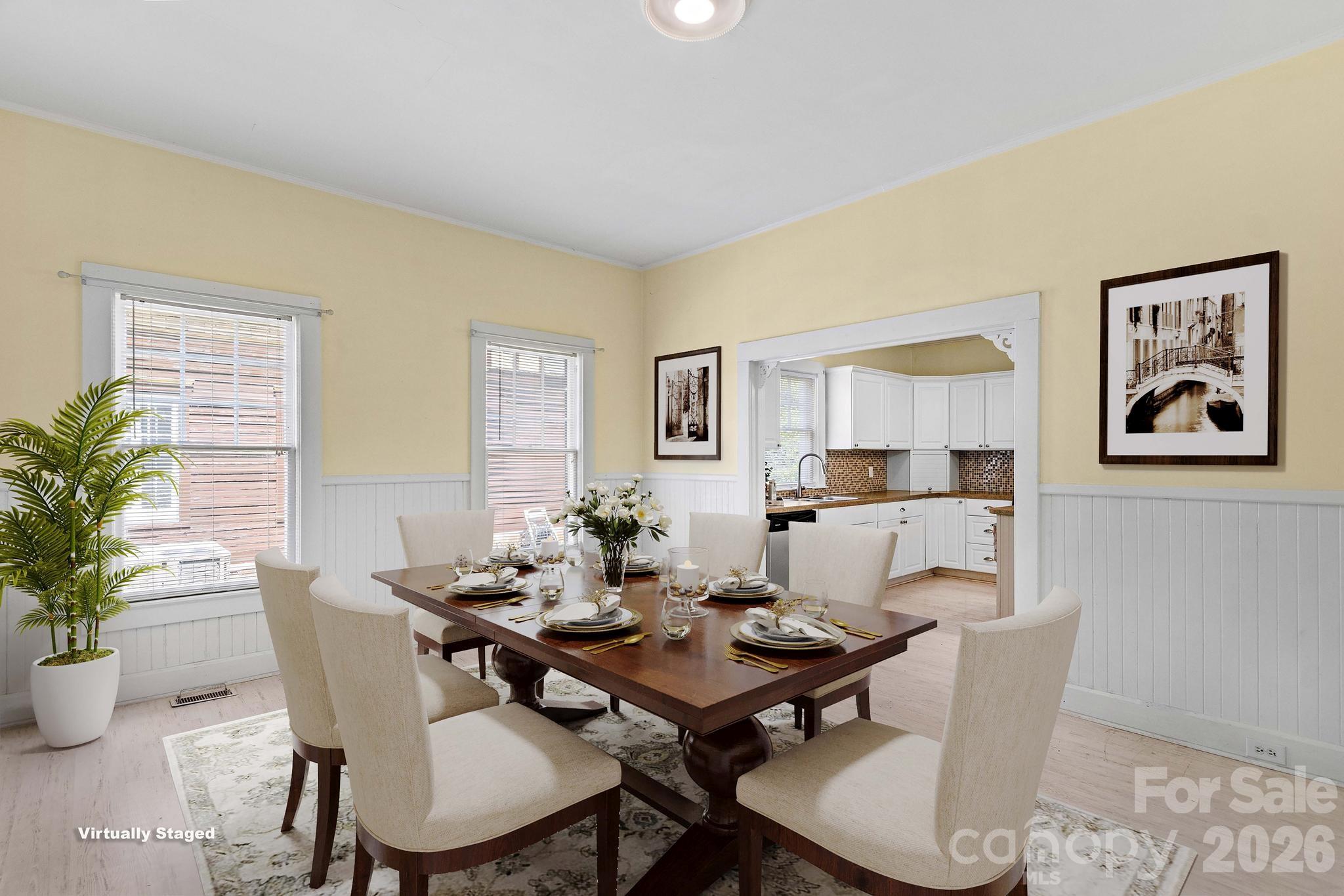 309 N Ellis Street Property Photo 12