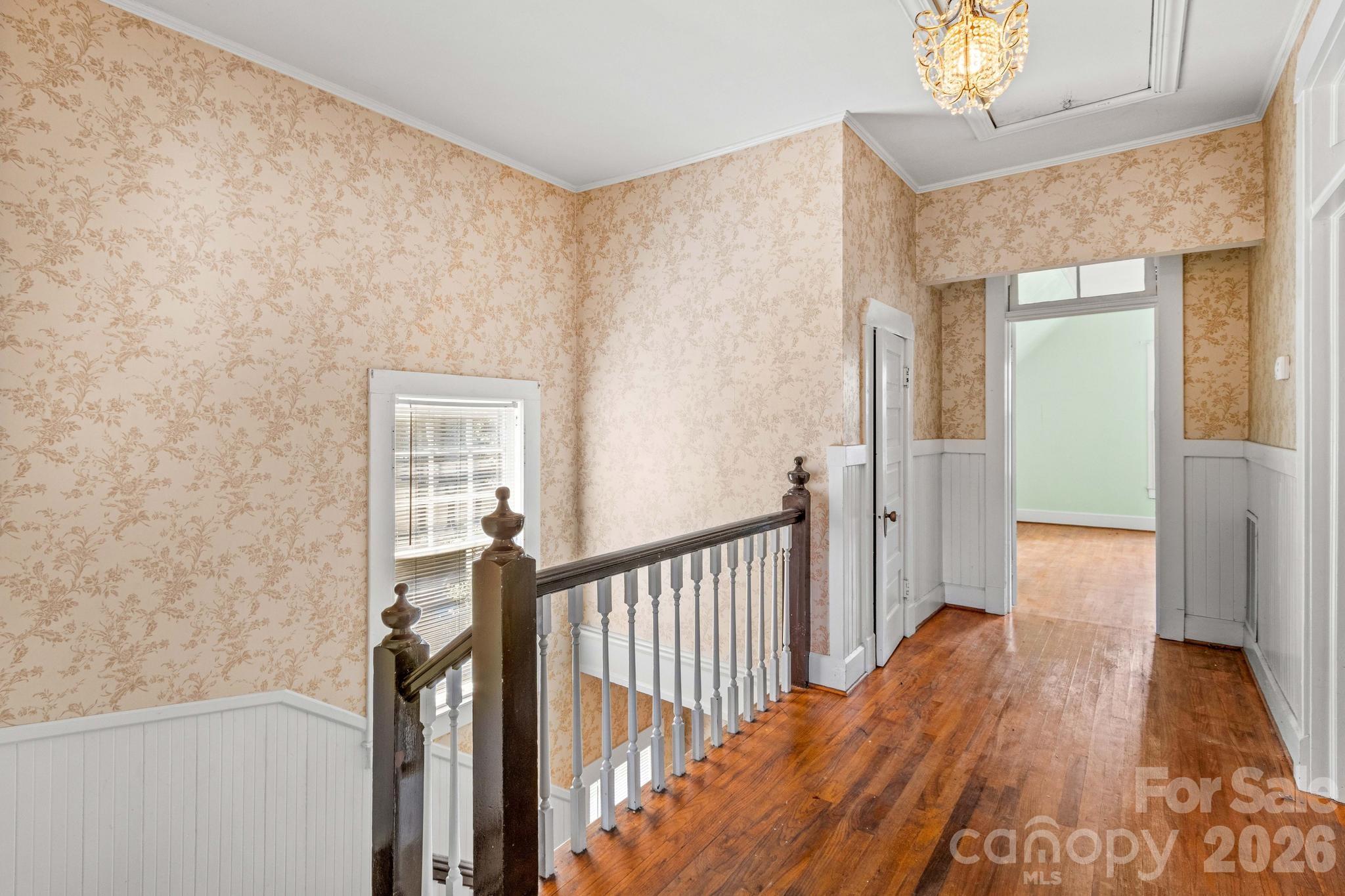 309 N Ellis Street Property Photo 26