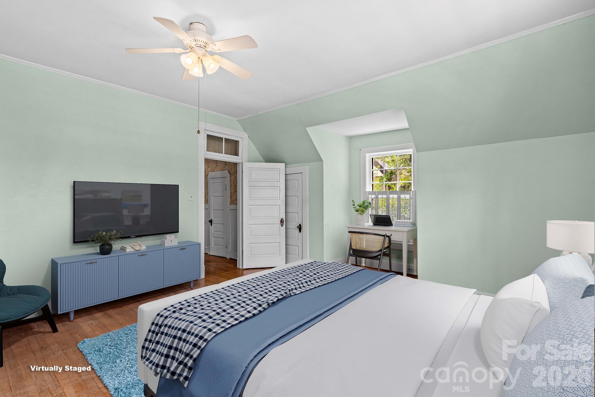 309 N Ellis Street Property Photo 29
