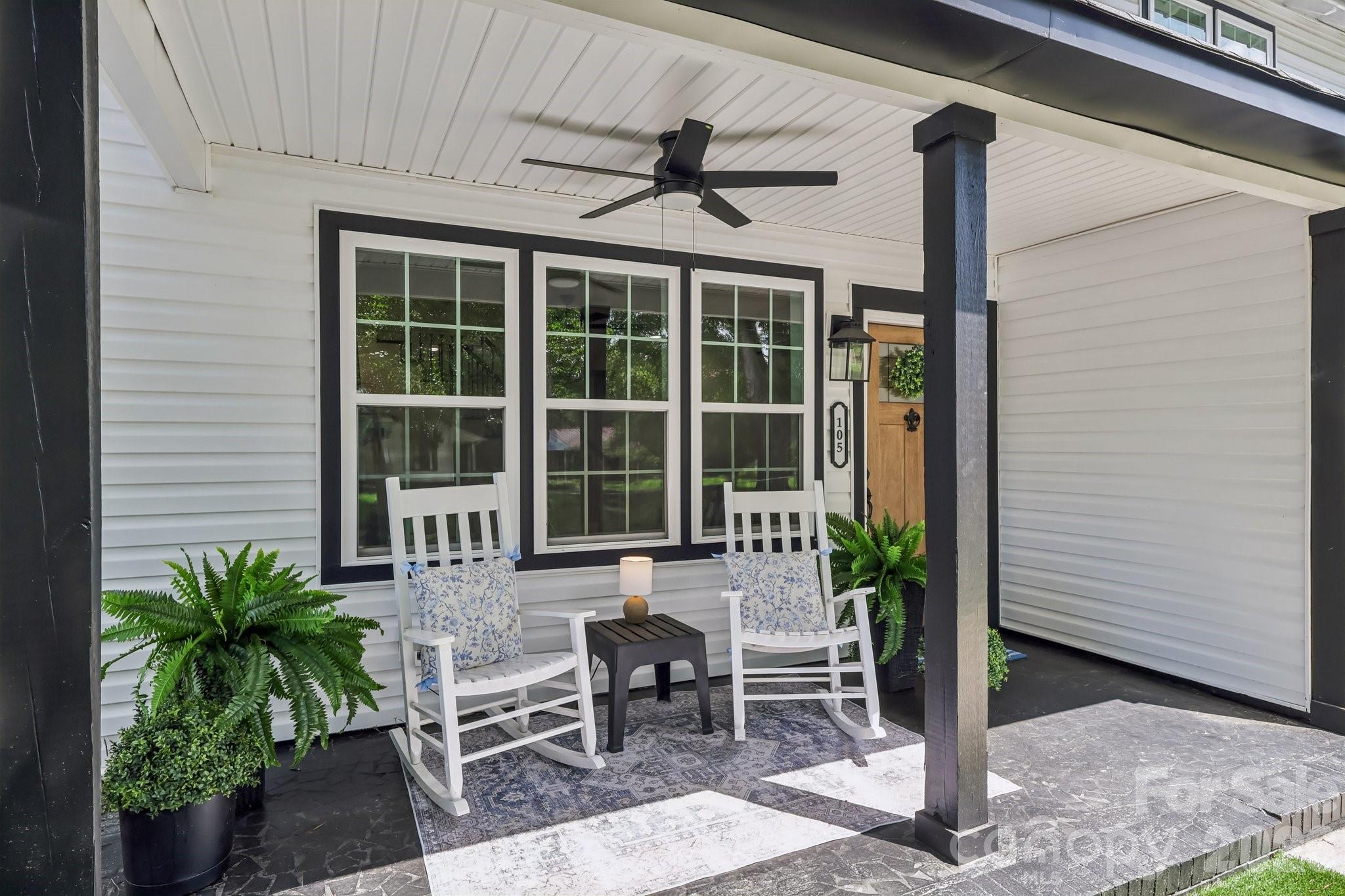 105 Maple Street Property Photo 4