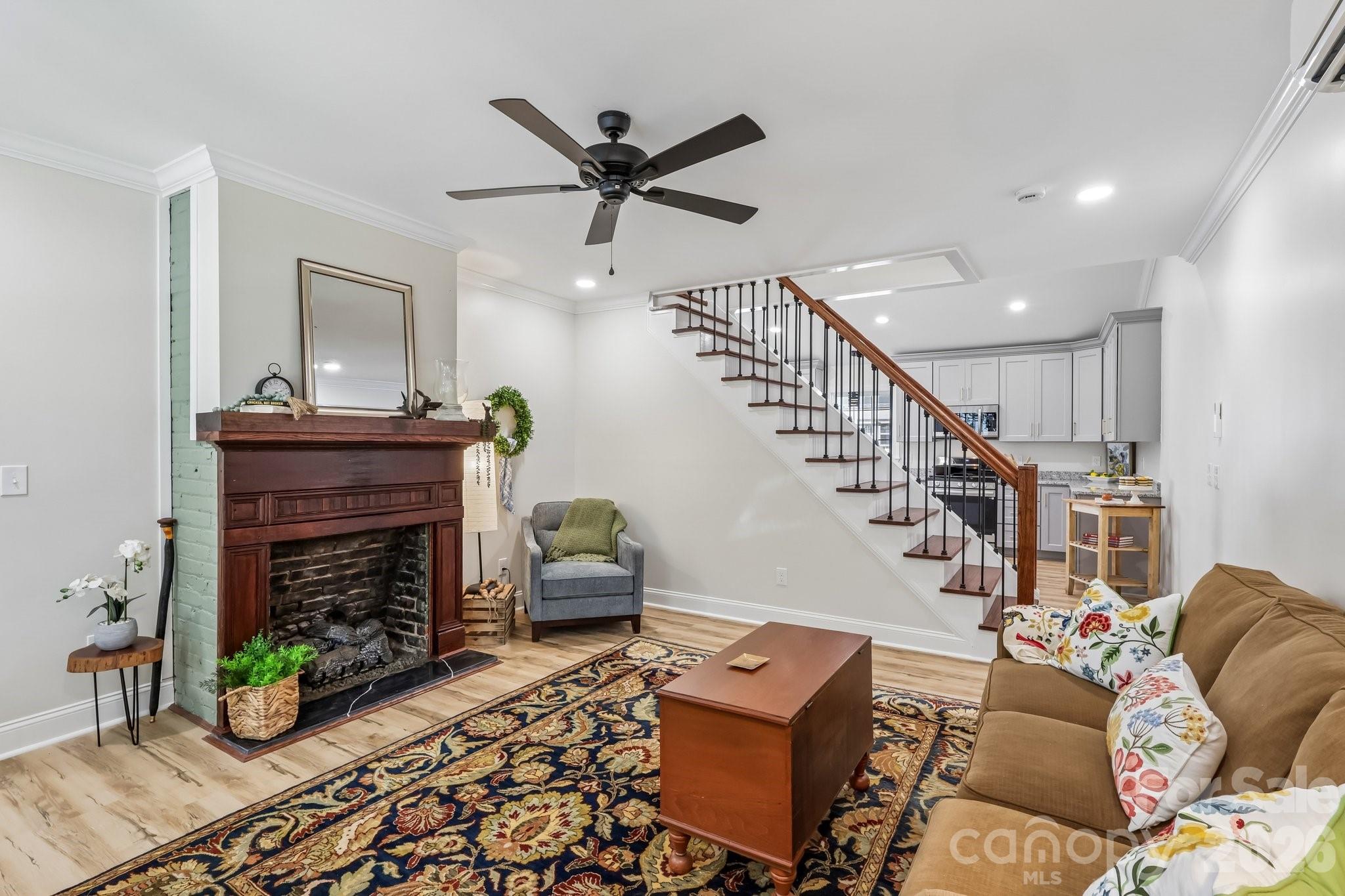 105 Maple Street Property Photo 6