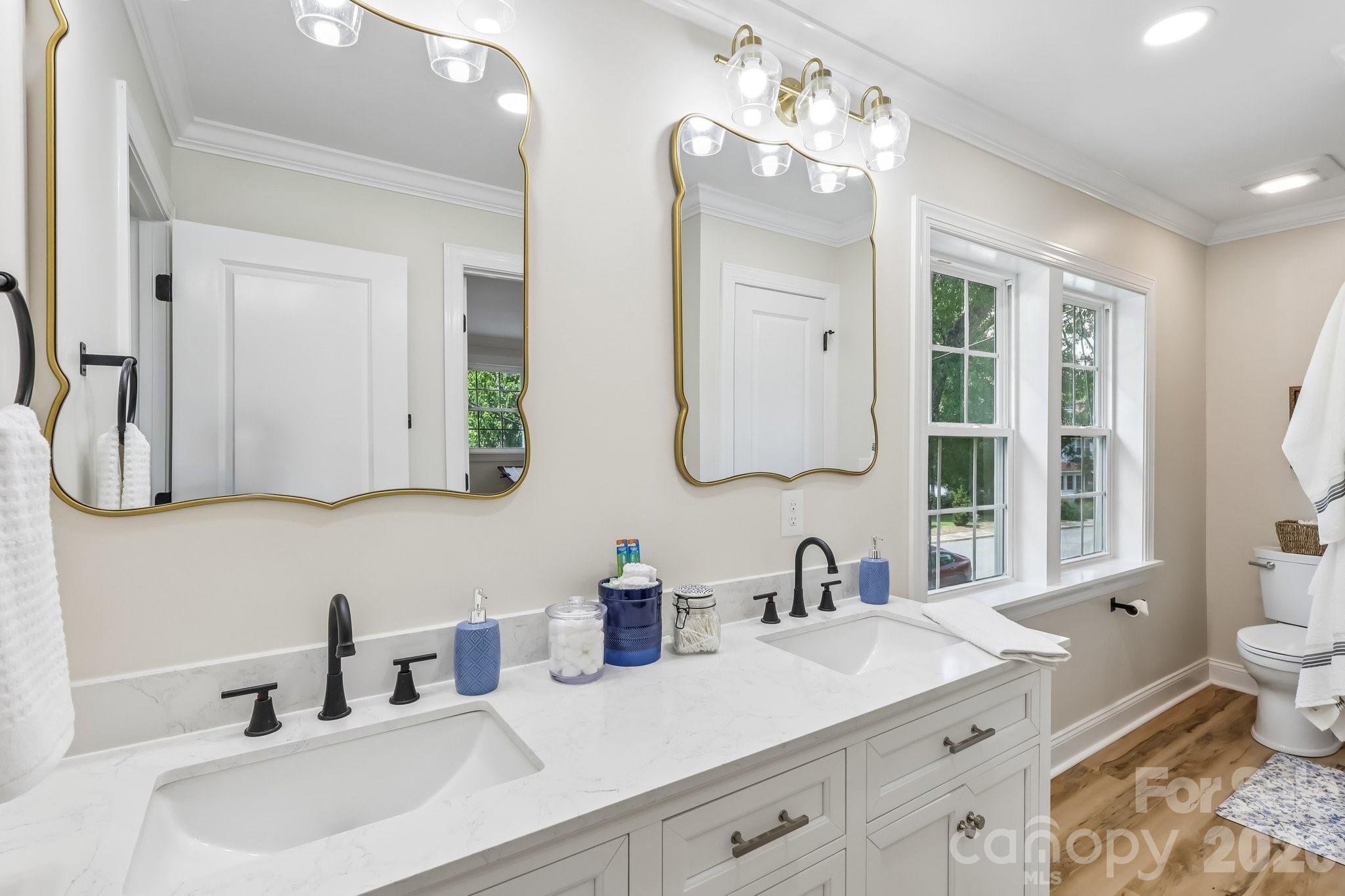105 Maple Street Property Photo 18