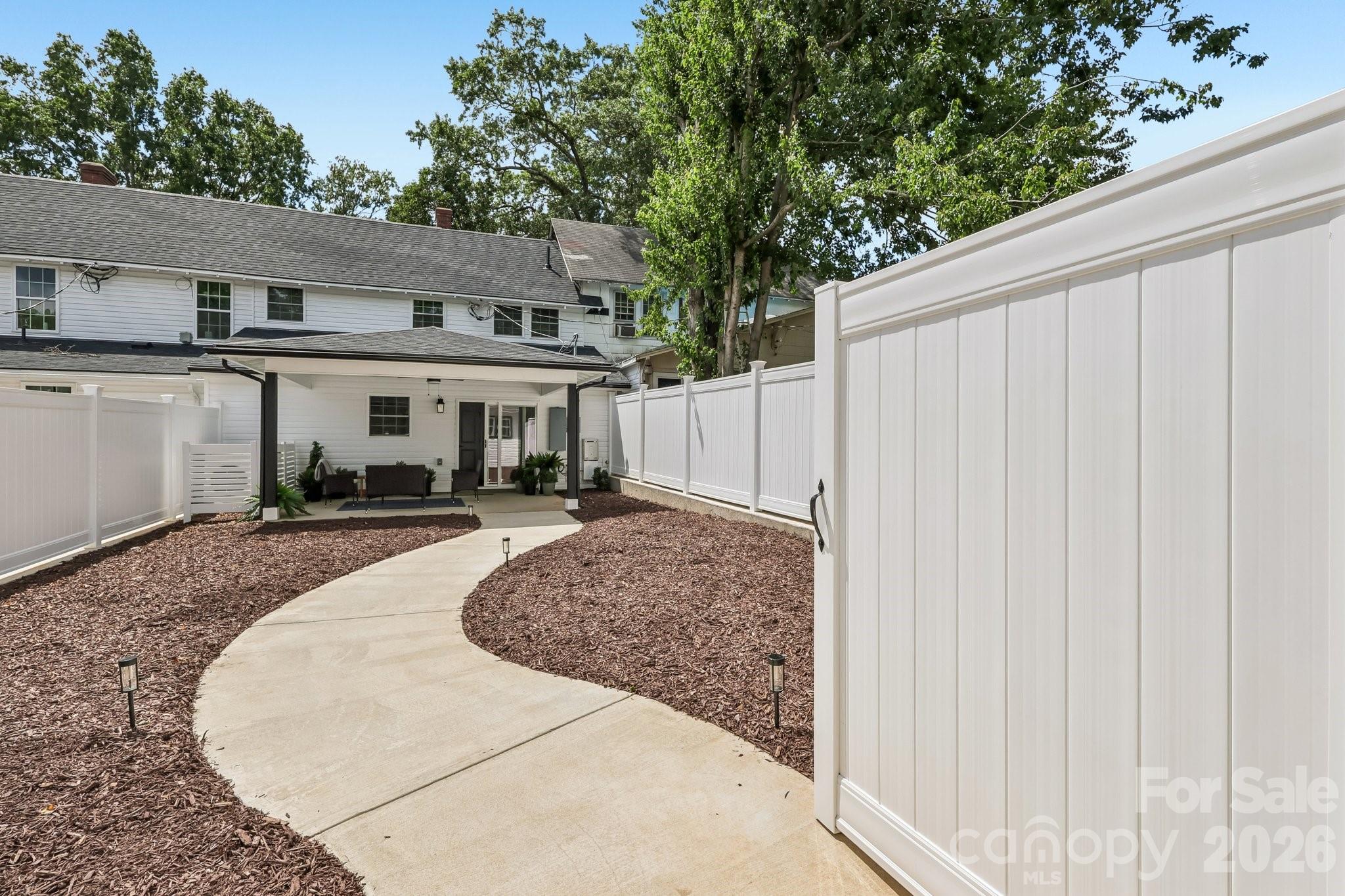 105 Maple Street Property Photo 33