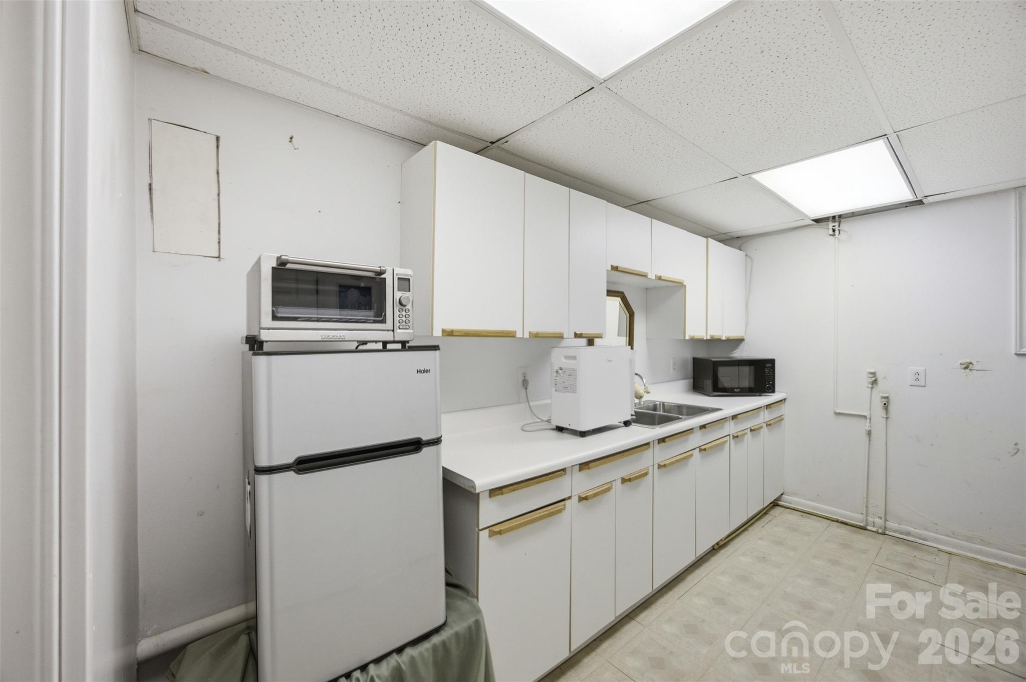 7016 Hyde Street Property Photo 36