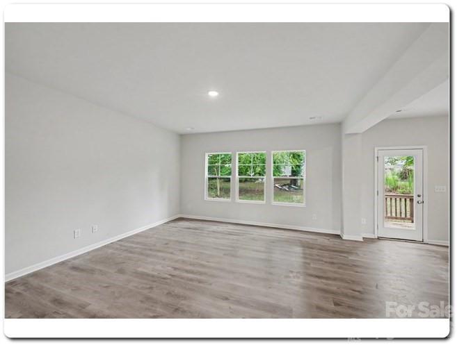 1345 Harvest Moon Way Property Photo 11