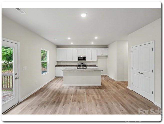 1345 Harvest Moon Way Property Photo 18