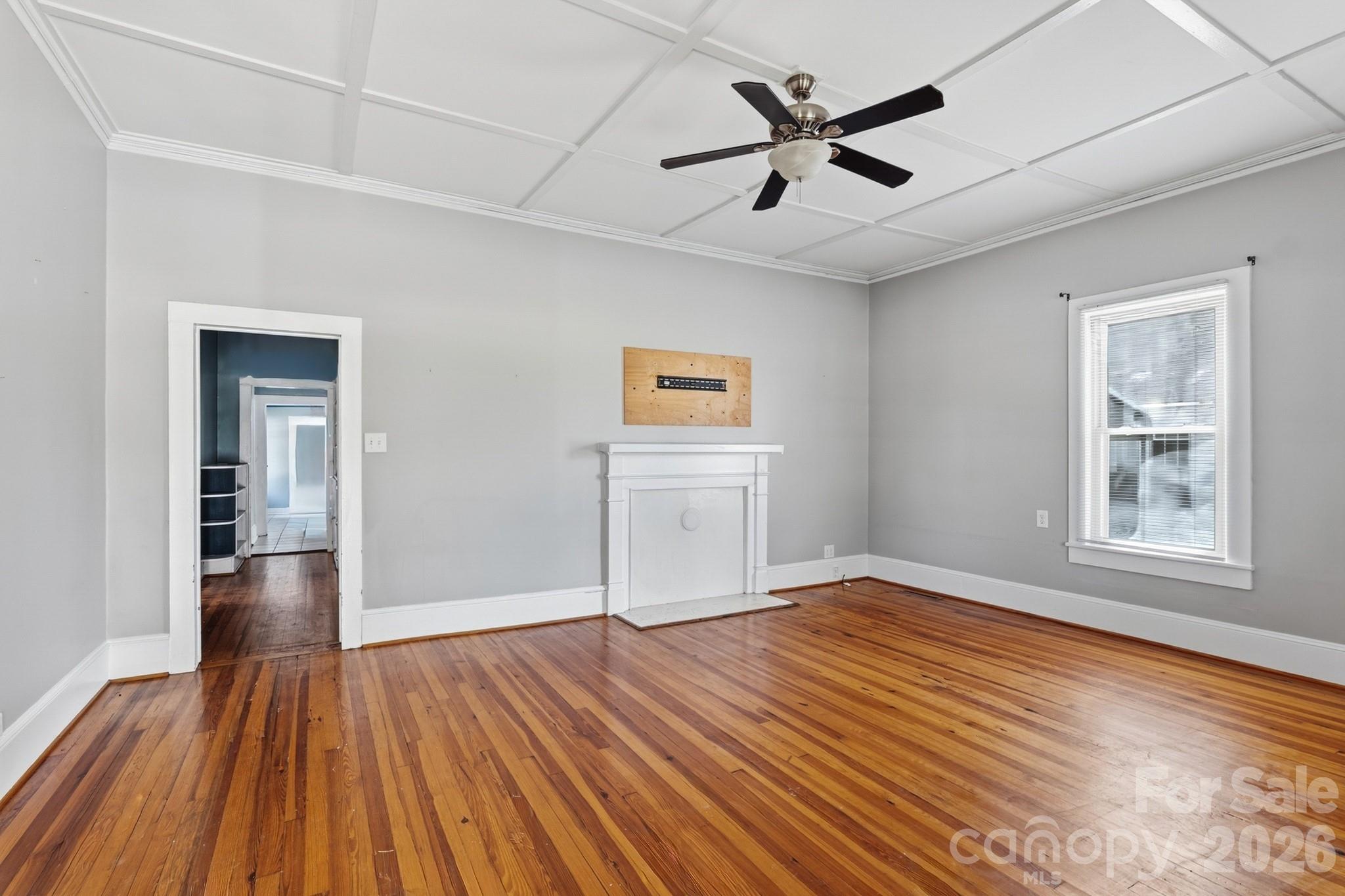 401 S Ridge Avenue Property Photo 9