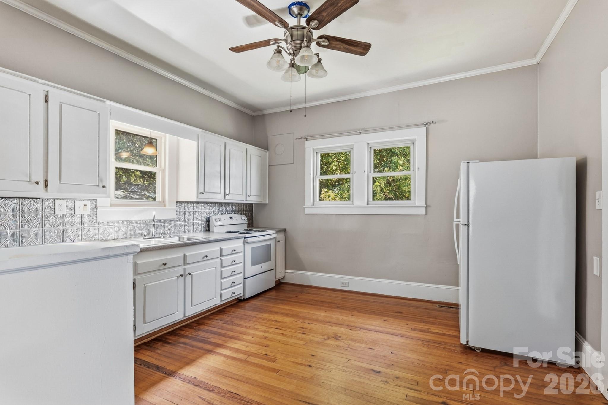 401 S Ridge Avenue Property Photo 21