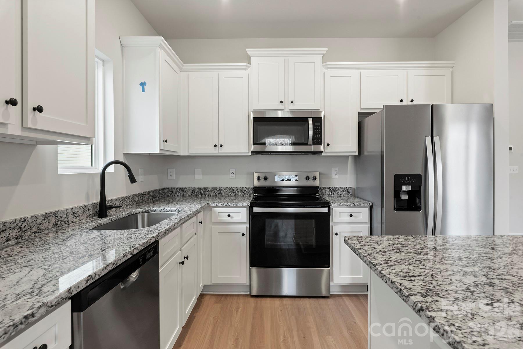 1103 Elyan Place Property Photo 6