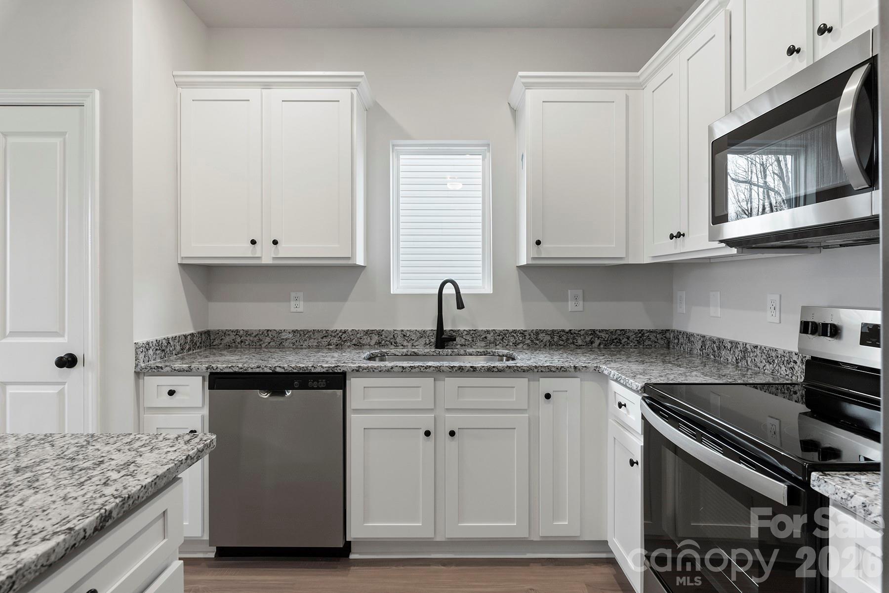 1103 Elyan Place Property Photo 7