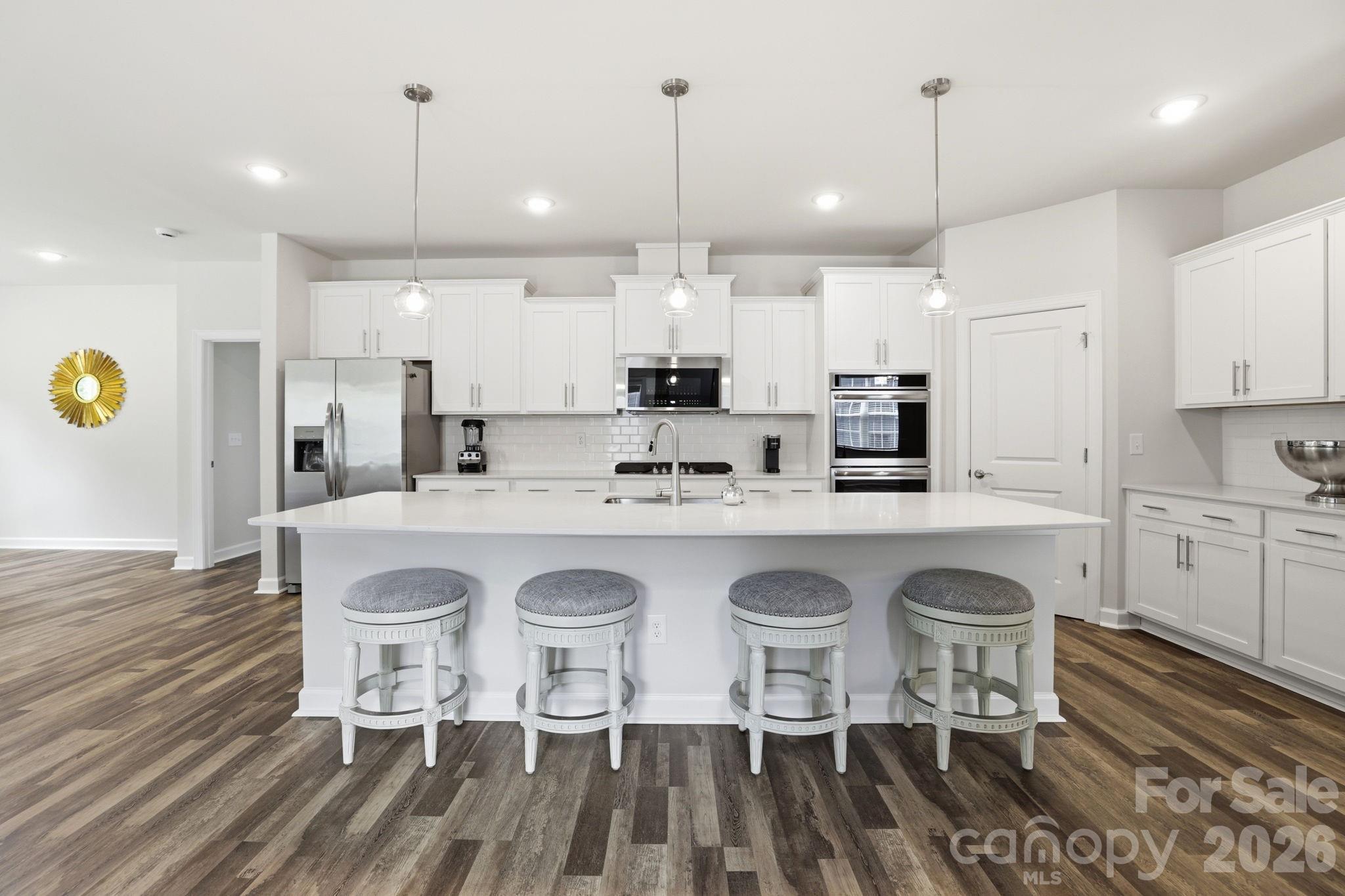 3915 Horsham Street Property Photo 10