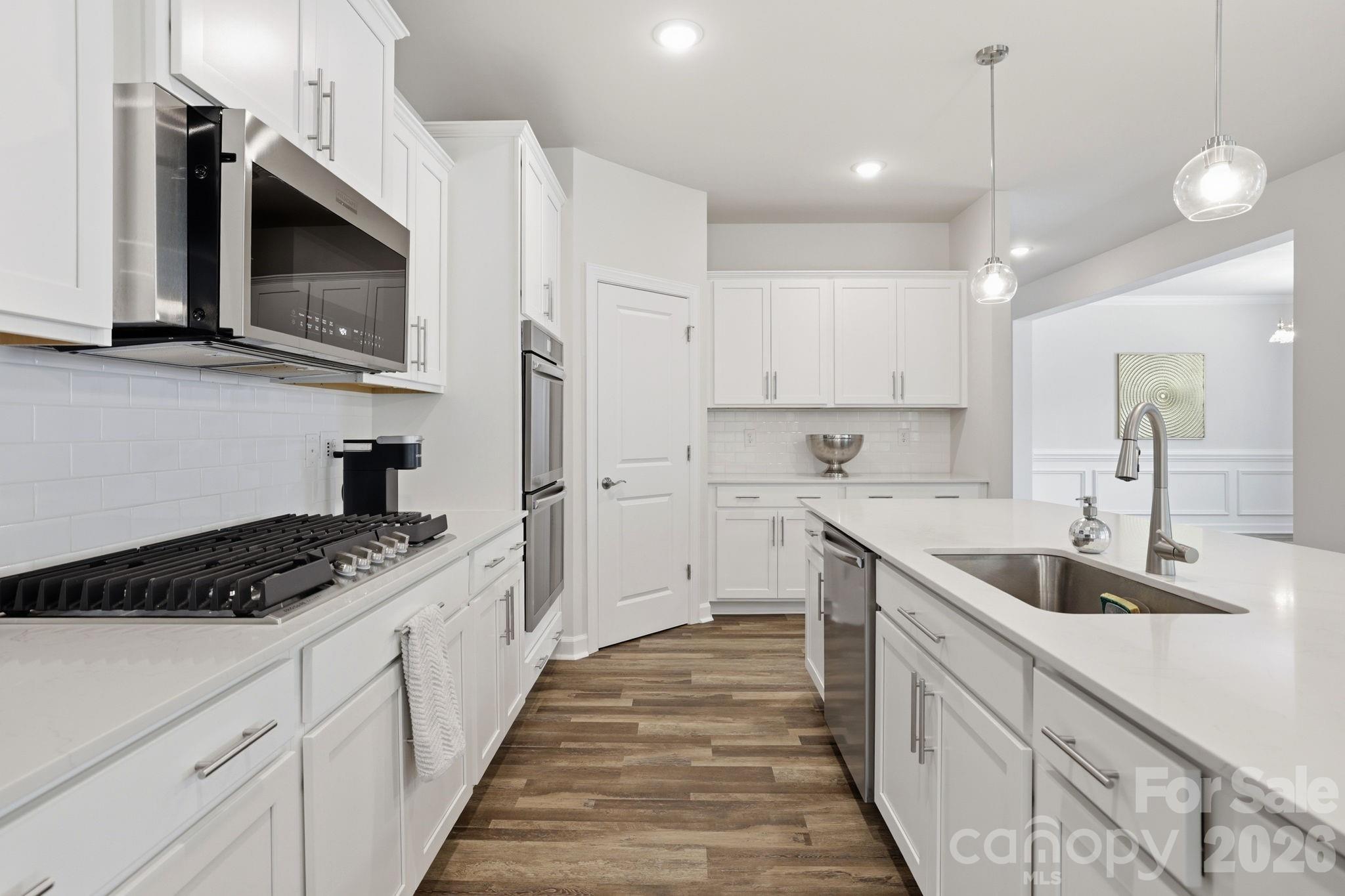 3915 Horsham Street Property Photo 11