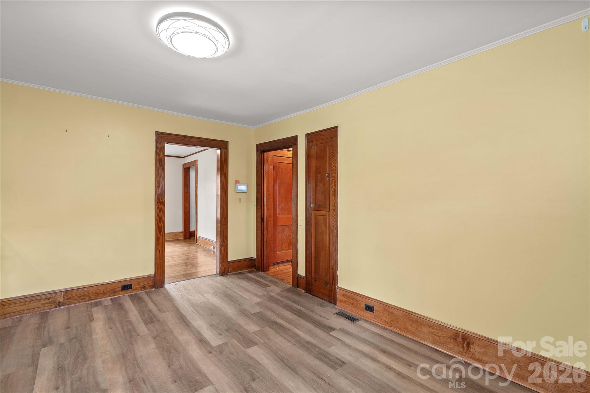 615 S Church Street Property Photo 15