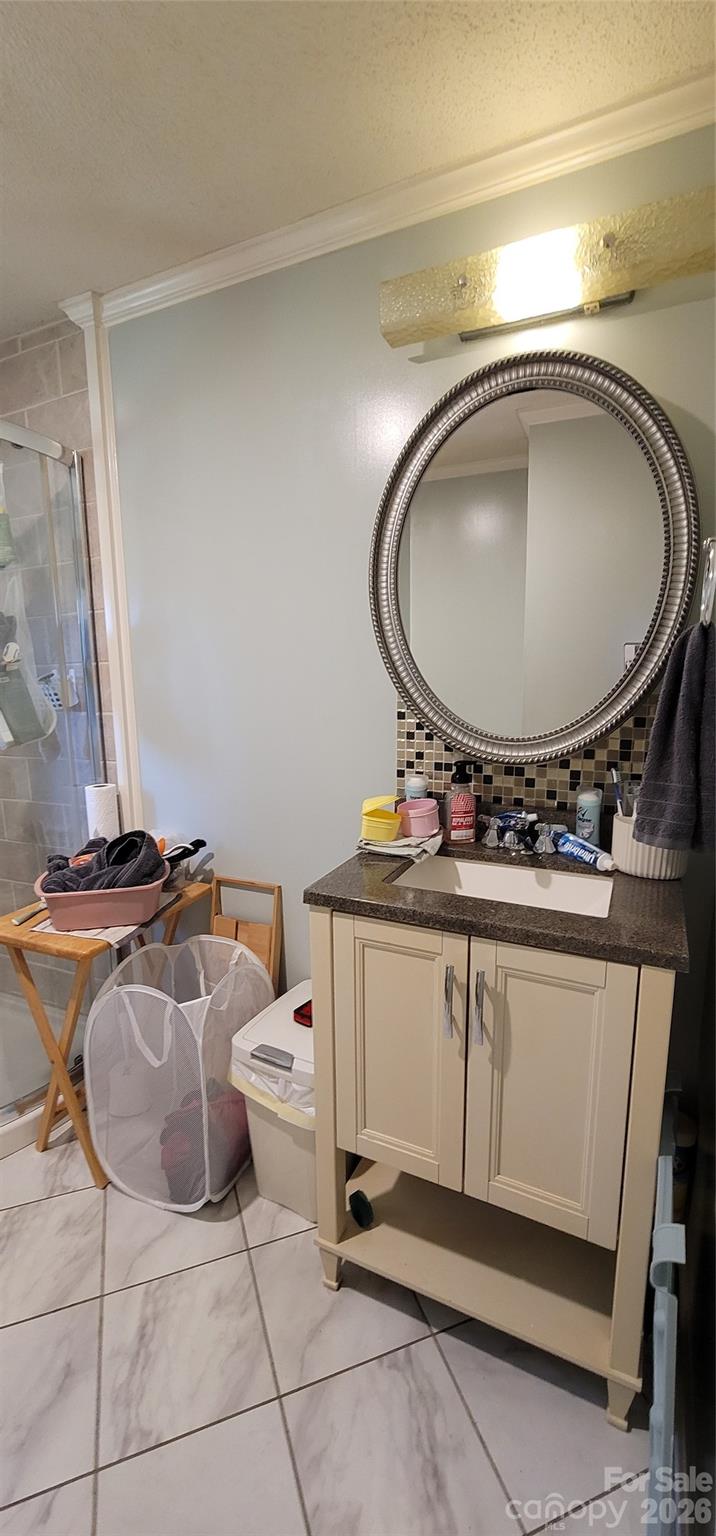 435 Airport Road Property Photo 16