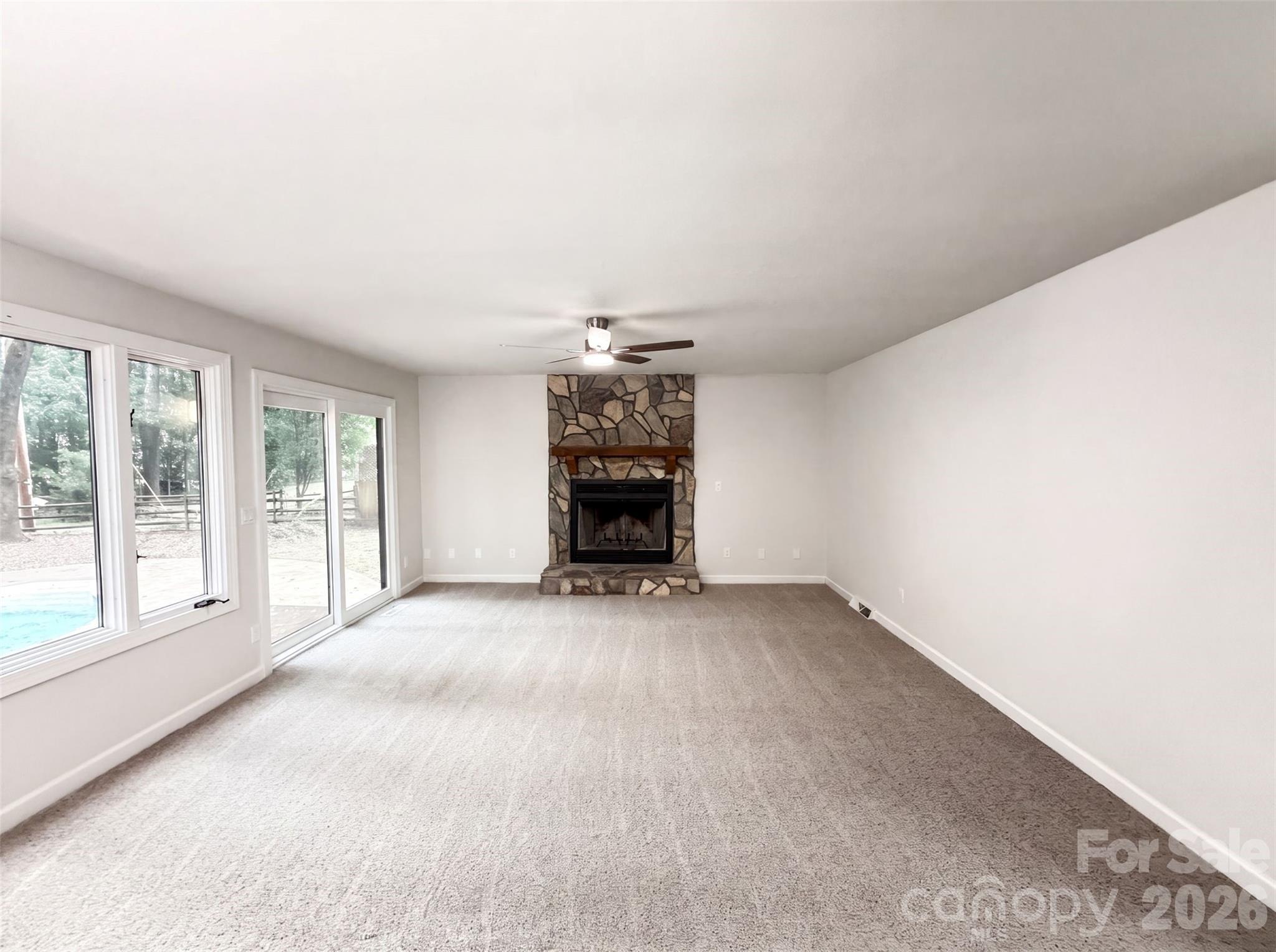 608 Amanda Drive Property Photo 9