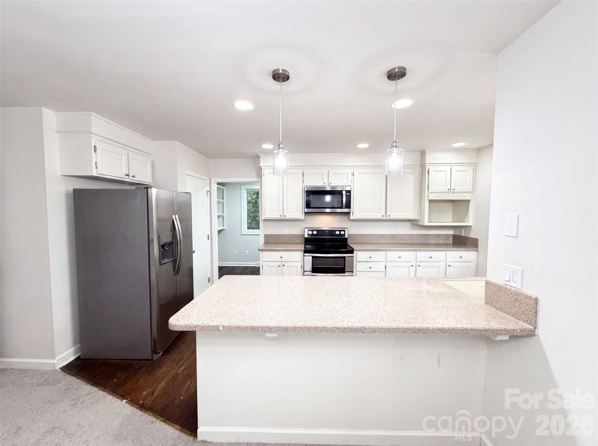 608 Amanda Drive Property Photo 11
