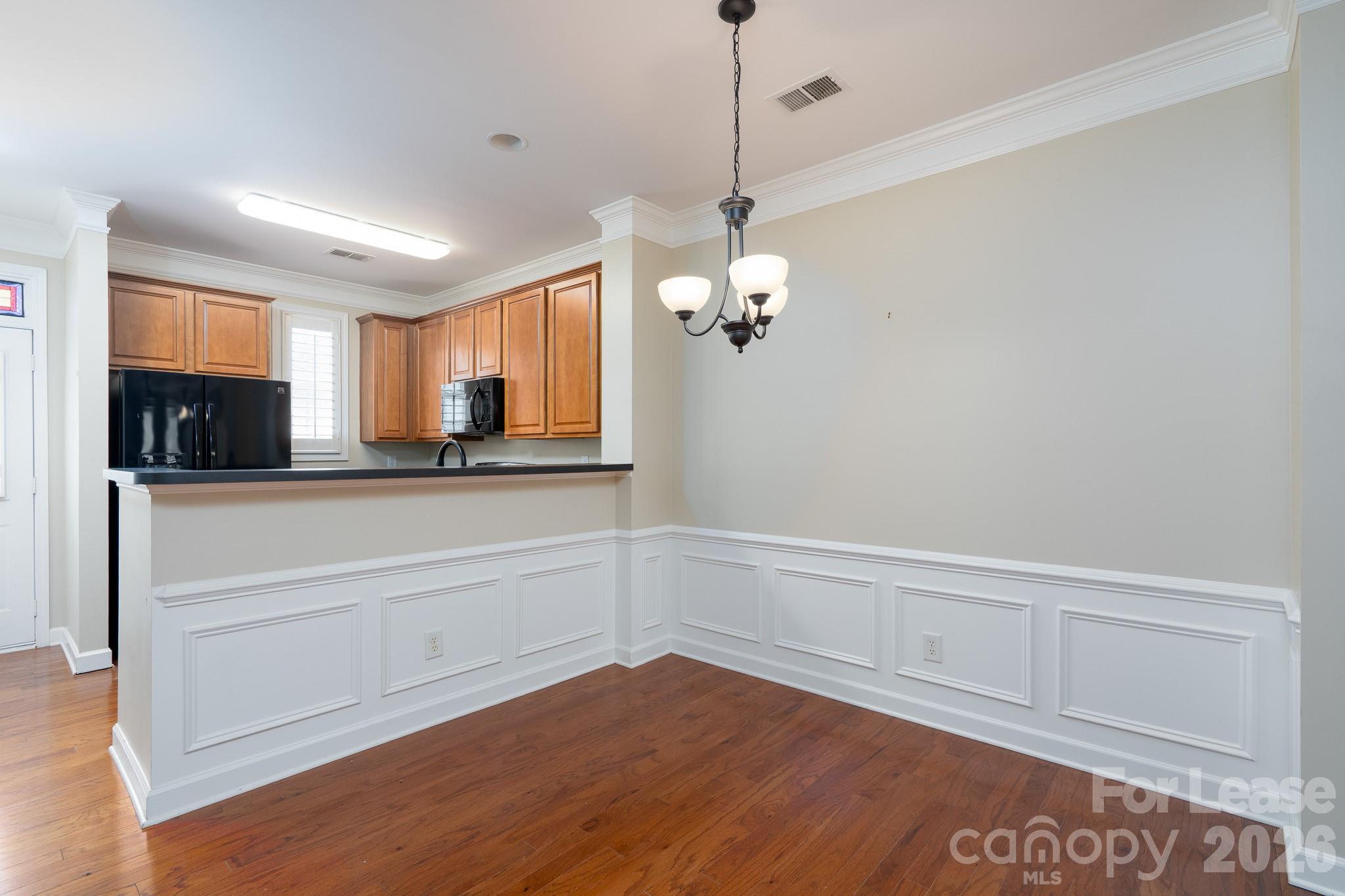 15449 Goodwood Street Property Photo 7