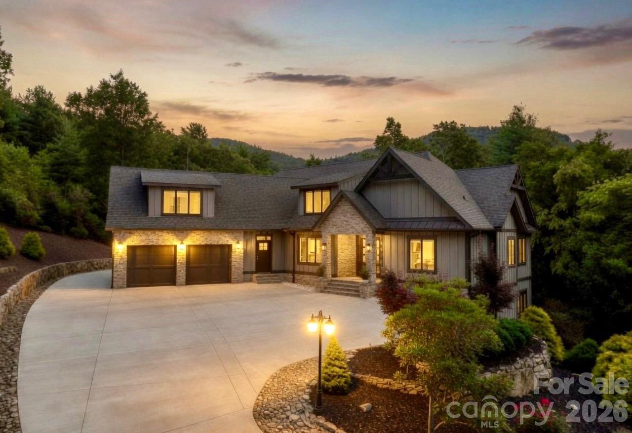 8 Lakeview Drive Property Photo 1